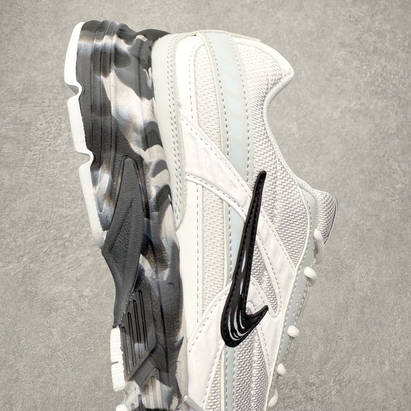 图片[6]-NK Initiator 创始者系列复古老爹鞋运动舒适复古网布合成革减震防滑耐磨低帮休闲跑步鞋 Ins爆火全新韩系古着风 回味经典 采用透气网眼鞋面和支撑覆盖层 自然运动设计的Phlyon中底用于缓冲 BRS 1000碳橡胶外底具有轻质柔韧性 牵引力和耐用性 尺码：36 36.5 37.5 38 38.5 39 40 40.5 41 42 42.5 43 44 45-选品中心