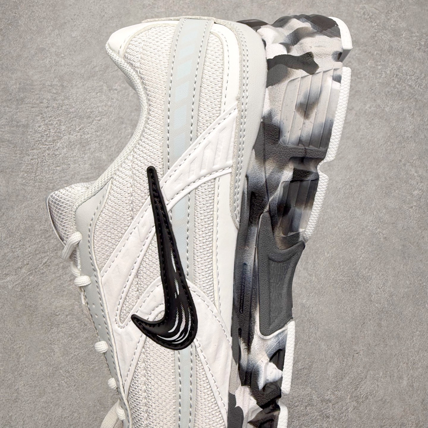 图片[7]-NK Initiator 创始者系列复古老爹鞋运动舒适复古网布合成革减震防滑耐磨低帮休闲跑步鞋 Ins爆火全新韩系古着风 回味经典 采用透气网眼鞋面和支撑覆盖层 自然运动设计的Phlyon中底用于缓冲 BRS 1000碳橡胶外底具有轻质柔韧性 牵引力和耐用性 尺码：36 36.5 37.5 38 38.5 39 40 40.5 41 42 42.5 43 44 45-选品中心