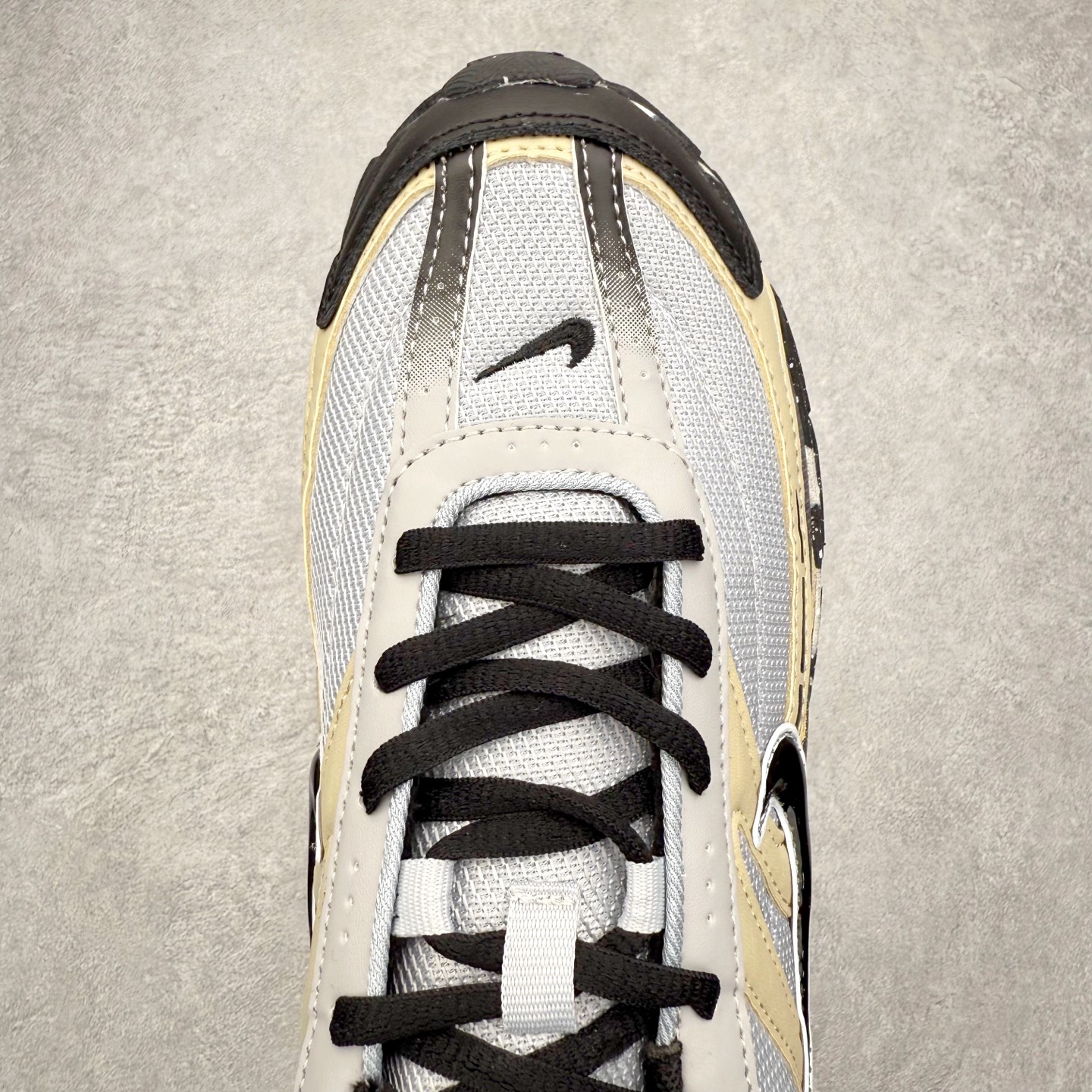 图片[4]-NK Initiator 创始者系列复古老爹鞋运动舒适复古网布合成革减震防滑耐磨低帮休闲跑步鞋 Ins爆火全新韩系古着风 回味经典 采用透气网眼鞋面和支撑覆盖层 自然运动设计的Phlyon中底用于缓冲 BRS 1000碳橡胶外底具有轻质柔韧性 牵引力和耐用性 尺码：36 36.5 37.5 38 38.5 39 40 40.5 41 42 42.5 43 44 45-选品中心