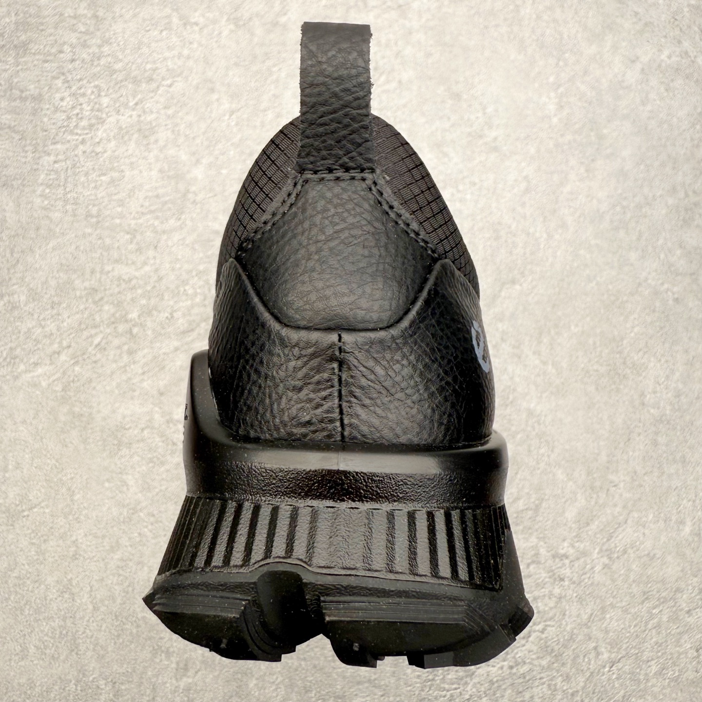 图片[8]-ECCO爱步跑步鞋百搭舒适 秋冬新款厚底休闲运动鞋男鞋 灵动系列 黄景瑜同款 品质牛皮鞋面，轻盈柔韧 具有良好的透气性 细腻柔软 简约系带设计 可自由调节松紧 贴合脚型 PU泡沫橡胶大底 抓地力强 具有良好的防滑耐磨性 时尚简约 休闲百搭 尺码：38 39 40 41 42 43 44 （皮鞋码）-选品中心