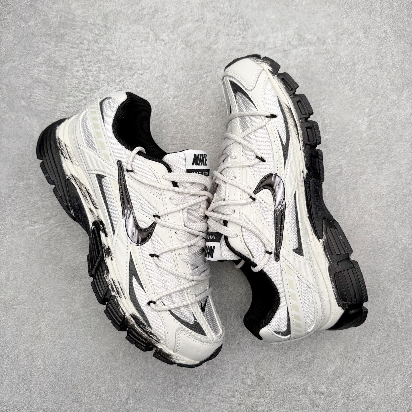 图片[3]-NK Initiator 创始者系列复古老爹鞋运动舒适复古网布合成革减震防滑耐磨低帮休闲跑步鞋 Ins爆火全新韩系古着风 回味经典 采用透气网眼鞋面和支撑覆盖层 自然运动设计的Phlyon中底用于缓冲 BRS 1000碳橡胶外底具有轻质柔韧性 牵引力和耐用性 尺码：36 36.5 37.5 38 38.5 39 40 40.5 41 42 42.5 43 44 45-选品中心