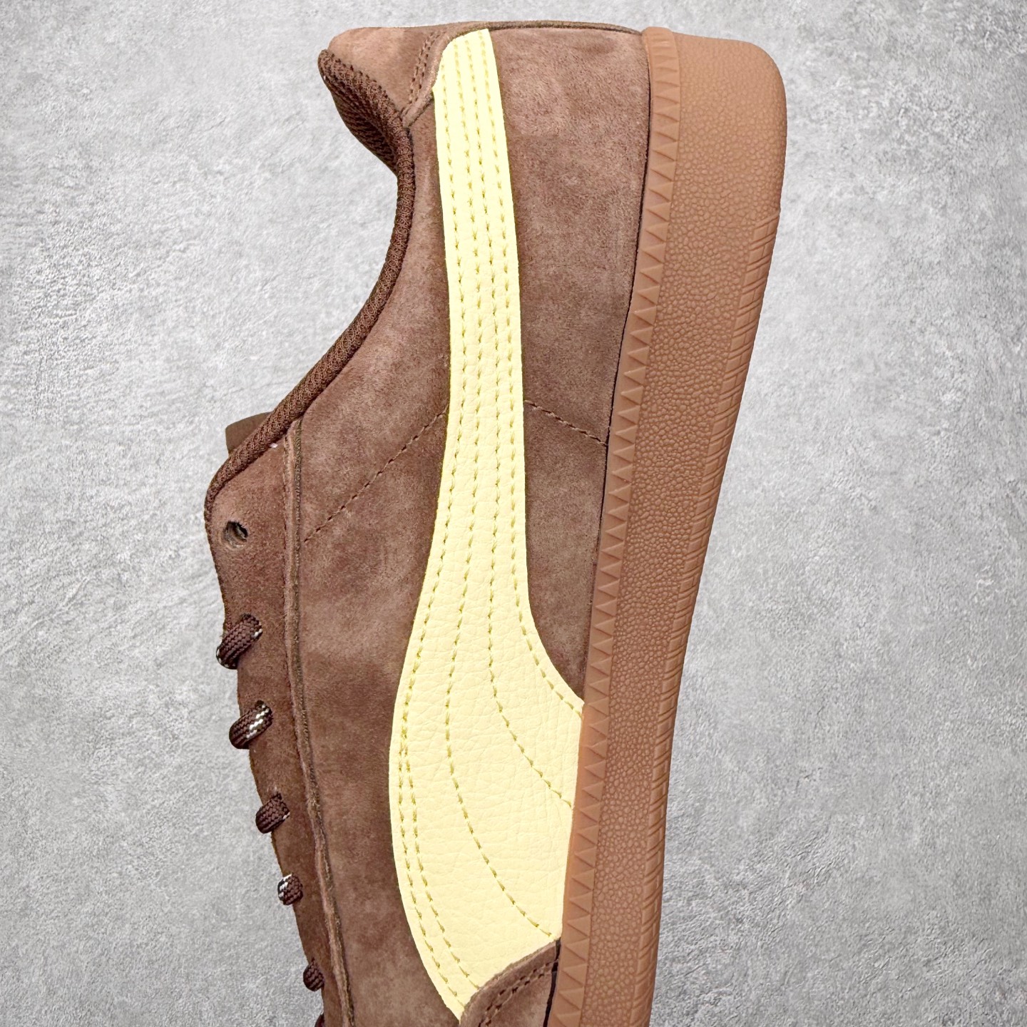 图片[7]-PUMA Palermo Trainer 彪马防滑耐磨低帮德训休闲板鞋 简约又不失设计巧思的帅气风格让它轻松驾驭日常休闲或滑板场合 运动兼具匠心 细节彰显品质 衬垫边缘以提供支撑和灵活性 强化鞋头以承受持续的磨损 耐磨性强 稳定性高 抓地更牢 不易打滑 尺码： 35 36 36.5 37.5 38 38.5 39 40 40.5 41 42 42.5 43 44 45-选品中心