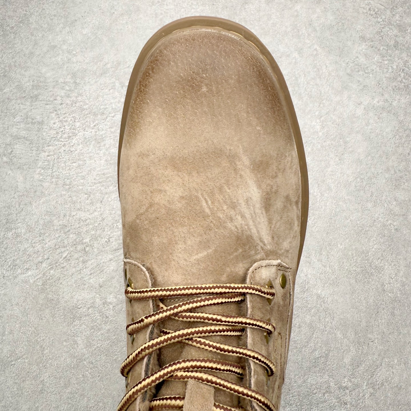 图片[4]-Timberland添柏岚/天伯伦 秋冬新品 秋冬必备户外休闲大黄靴系列#广东大厂品质 原盒原包装 时尚潮流搭配 面料采用意大利🇮🇹顶级磨砂细纹牛皮 轻质大底 搭配防臭防腐真皮乳胶鞋垫 大底到五金都是代工厂原材料制作 同原版固特异永不开胶工艺 好货不杀猪 首单质量严格把控 全网独家首发 品质毋庸置疑 全套官网统一包装 给您完美的穿着体验 质量考究耐穿 型男必备 专治不帅 高品质脚感一流 今年冬季防寒户外专用 日常随意搭配 尺码：38-44（皮鞋码）-选品中心