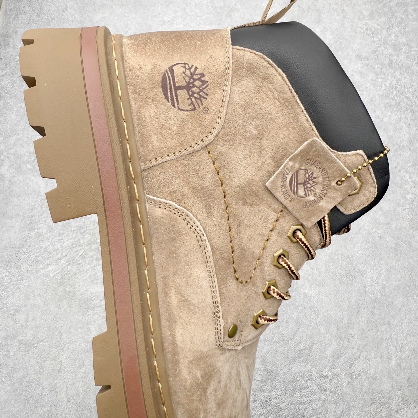 图片[6]-Timberland添柏岚/天伯伦 秋冬新品 秋冬必备户外休闲大黄靴系列#广东大厂品质 原盒原包装 时尚潮流搭配 面料采用意大利🇮🇹顶级磨砂细纹牛皮 轻质大底 搭配防臭防腐真皮乳胶鞋垫 大底到五金都是代工厂原材料制作 同原版固特异永不开胶工艺 好货不杀猪 首单质量严格把控 全网独家首发 品质毋庸置疑 全套官网统一包装 给您完美的穿着体验 质量考究耐穿 型男必备 专治不帅 高品质脚感一流 今年冬季防寒户外专用 日常随意搭配 尺码：38-44（皮鞋码）-选品中心