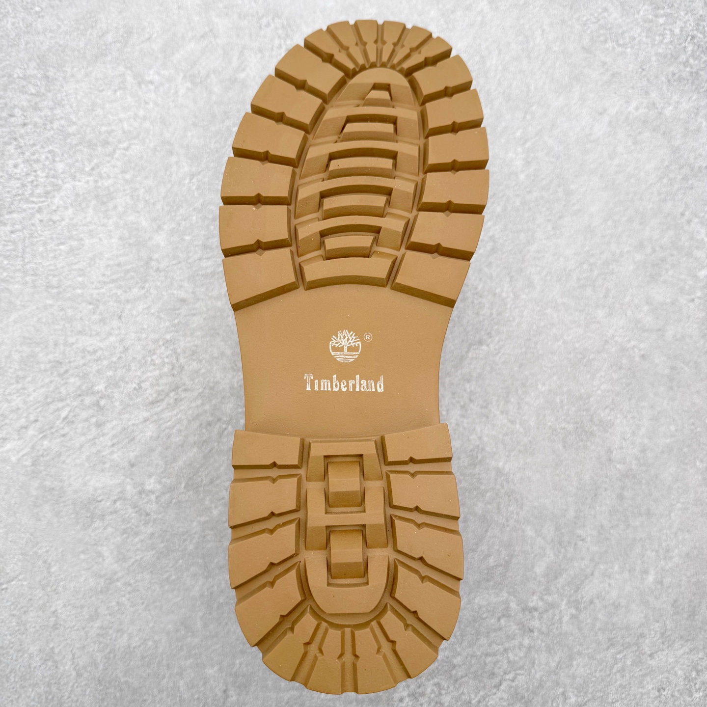 图片[9]-Timberland添柏岚/天伯伦 秋冬新品 秋冬必备户外休闲大黄靴系列#广东大厂品质 原盒原包装 时尚潮流搭配 面料采用意大利🇮🇹顶级磨砂细纹牛皮 轻质大底 搭配防臭防腐真皮乳胶鞋垫 大底到五金都是代工厂原材料制作 同原版固特异永不开胶工艺 好货不杀猪 首单质量严格把控 全网独家首发 品质毋庸置疑 全套官网统一包装 给您完美的穿着体验 质量考究耐穿 型男必备 专治不帅 高品质脚感一流 今年冬季防寒户外专用 日常随意搭配 尺码：38-44（皮鞋码）-选品中心