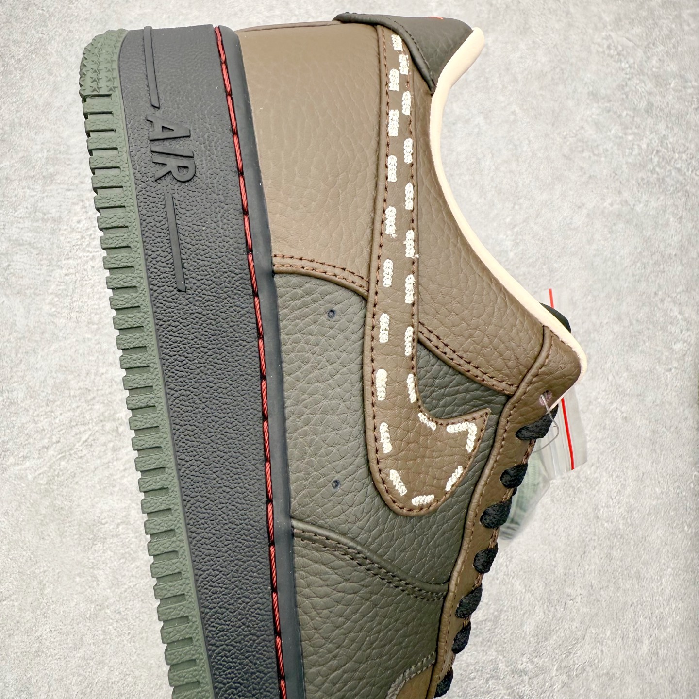 图片[6]-NK Air Force 1´07 Low 空军一号低帮百搭休闲运动板鞋 IQ1122-320 柔软、弹性十足的缓震性能和出色的中底设计 横跨复古与现代的外型结合 造就出风靡全球 三十多年的Force 1 直到今天还深受青睐 实拍调校N版已经零色差零失真 百分百还原实物色彩所见即所得 不存在货不对板色差等低级问题 选购参考实物拍摄 不混卖不参货 只用心做好货严格选品 承诺混一赔十 尺码：36 36.5 37.5 38 38.5 39 40 40.5 41 42 42.5 43 44 44.5 45-选品中心