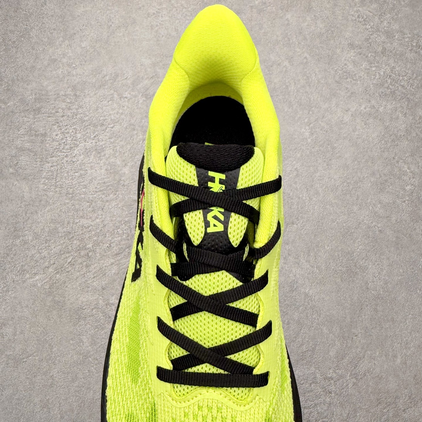 图片[5]-HOKA ONE ONE Challenger ATR 8 挑战者八代轻便耐磨防滑跑步鞋 新一代Challenger泡棉中底减重10% 增加3mm强化缓震、打造Q弹脚感 后跟采用延伸设计 加强跟腱保护、便于穿脱 搭配环保工程网布增加透气、短靴细节防止碎石进入 重新设计的大底以轮胎刻纹为灵感 以更密集的全大底水波刻纹 搭配加大面积的高耐磨橡胶与4mm大刻纹设计 增加整体抓地力与稳定性 尺码：36 36.5 37.5 38 38.5 39 40 40.5 41 42 42.5 43 44 44.5 45-选品中心