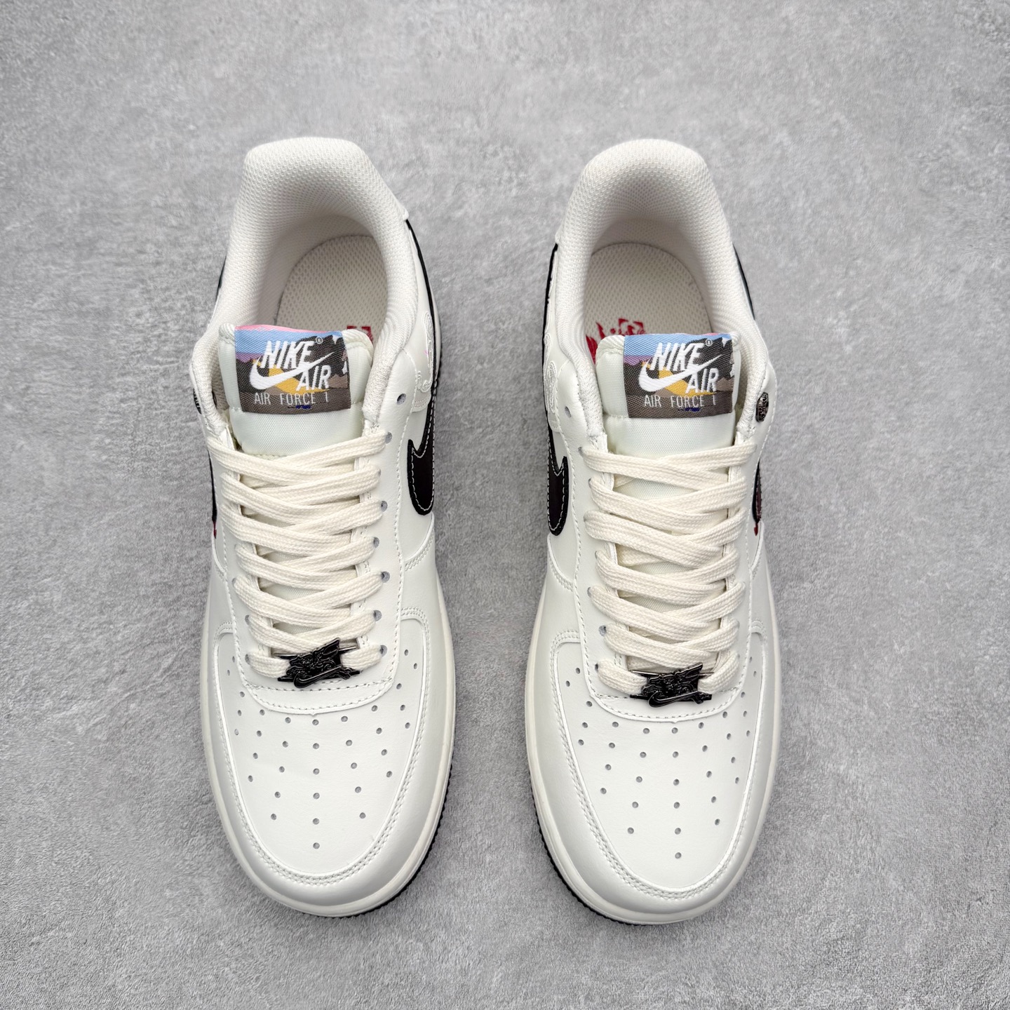图片[2]-NK Air Force 1´07 Low 空军一号低帮百搭休闲运动板鞋 DD1982-347 柔软、弹性十足的缓震性能和出色的中底设计 横跨复古与现代的外型结合 造就出风靡全球 三十多年的Force 1 直到今天还深受青睐 实拍调校N版已经零色差零失真 百分百还原实物色彩所见即所得 不存在货不对板色差等低级问题 选购参考实物拍摄 不混卖不参货 只用心做好货严格选品 承诺混一赔十 尺码：36 36.5 37.5 38 38.5 39 40 40.5 41 42 42.5 43 44 44.5 45-选品中心
