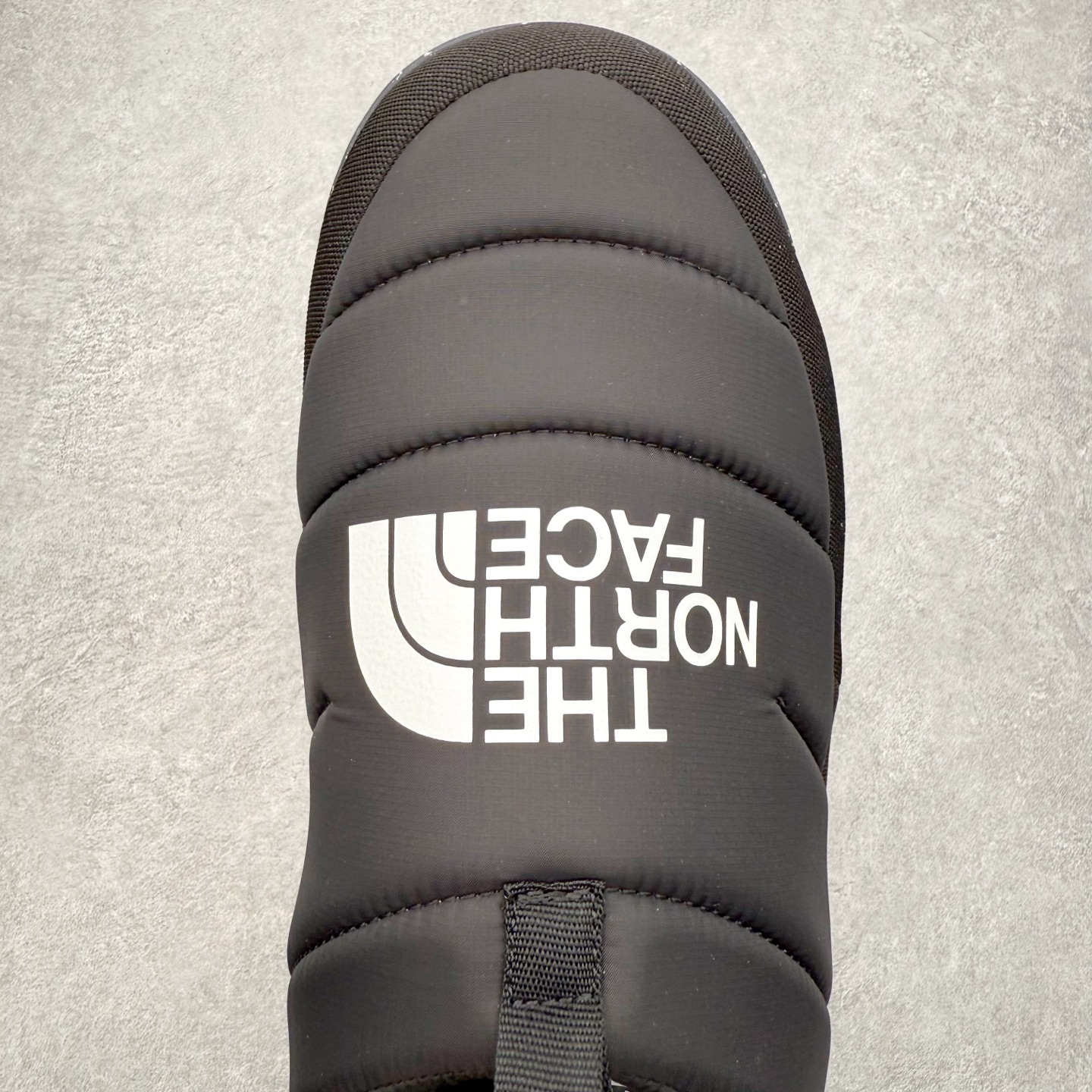 图片[4]-THE NORTH FACE 北面一脚蹬超轻保暖面包棉鞋 专业户外登山品牌（北面）The North Face自1966年创立，由两位热爱登山徒步的年轻登山者于美西旧金山开创，不断透过研发与创新，并且将最先进的技术结合在服装与鞋款设计，生产多种外型帅气且专业能力非常强的户外运动装备而备受欢迎。尺码：36 36.5 37.5 38 38.5 39 40 40.5 41 42 42.5 43 44 44.5 45-选品中心