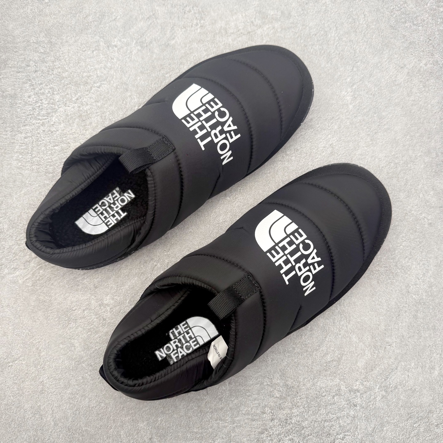 图片[3]-THE NORTH FACE 北面一脚蹬超轻保暖面包棉鞋 专业户外登山品牌（北面）The North Face自1966年创立，由两位热爱登山徒步的年轻登山者于美西旧金山开创，不断透过研发与创新，并且将最先进的技术结合在服装与鞋款设计，生产多种外型帅气且专业能力非常强的户外运动装备而备受欢迎。尺码：36 36.5 37.5 38 38.5 39 40 40.5 41 42 42.5 43 44 44.5 45-选品中心