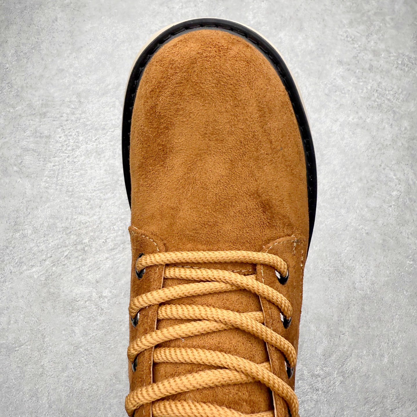 图片[4]-Timberland添柏岚/天伯伦 秋冬新品 秋冬必备户外休闲大黄靴系列#广东大厂品质 原盒原包装 时尚潮流搭配 面料采用意大利🇮🇹顶级磨砂细纹牛皮 轻质大底 搭配防臭防腐真皮乳胶鞋垫 大底到五金都是代工厂原材料制作 同原版固特异永不开胶工艺 好货不杀猪 首单质量严格把控 全网独家首发 品质毋庸置疑 全套官网统一包装 给您完美的穿着体验 质量考究耐穿 型男必备 专治不帅 高品质脚感一流 今年冬季防寒户外专用 日常随意搭配 尺码：38-44（皮鞋码）-选品中心