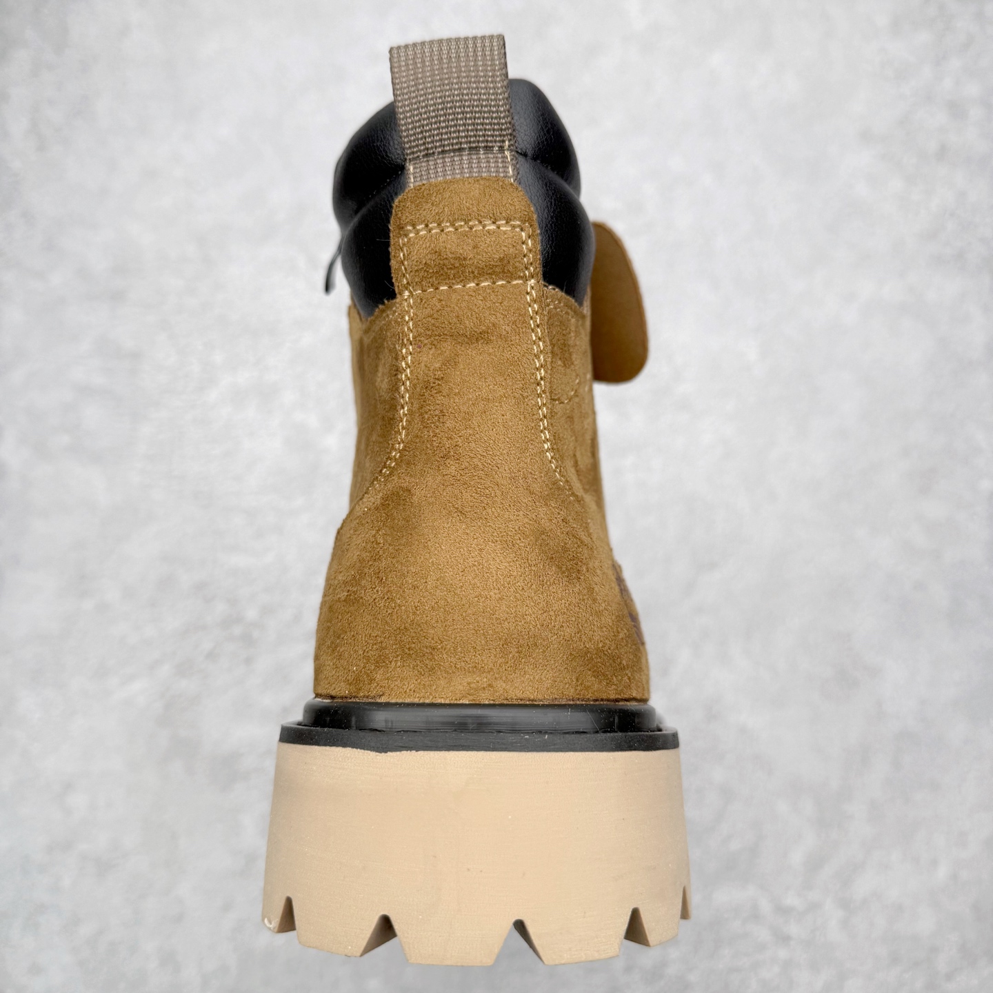 图片[8]-Timberland添柏岚/天伯伦 秋冬新品 秋冬必备户外休闲大黄靴系列#广东大厂品质 原盒原包装 时尚潮流搭配 面料采用意大利🇮🇹顶级磨砂细纹牛皮 轻质大底 搭配防臭防腐真皮乳胶鞋垫 大底到五金都是代工厂原材料制作 同原版固特异永不开胶工艺 好货不杀猪 首单质量严格把控 全网独家首发 品质毋庸置疑 全套官网统一包装 给您完美的穿着体验 质量考究耐穿 型男必备 专治不帅 高品质脚感一流 今年冬季防寒户外专用 日常随意搭配 尺码：38-44（皮鞋码）-选品中心