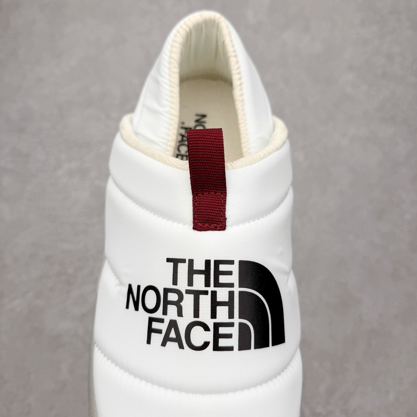 图片[5]-THE NORTH FACE 北面一脚蹬超轻保暖面包棉鞋 专业户外登山品牌（北面）The North Face自1966年创立，由两位热爱登山徒步的年轻登山者于美西旧金山开创，不断透过研发与创新，并且将最先进的技术结合在服装与鞋款设计，生产多种外型帅气且专业能力非常强的户外运动装备而备受欢迎。尺码：36 36.5 37.5 38 38.5 39 40 40.5 41 42 42.5 43 44 44.5 45-选品中心