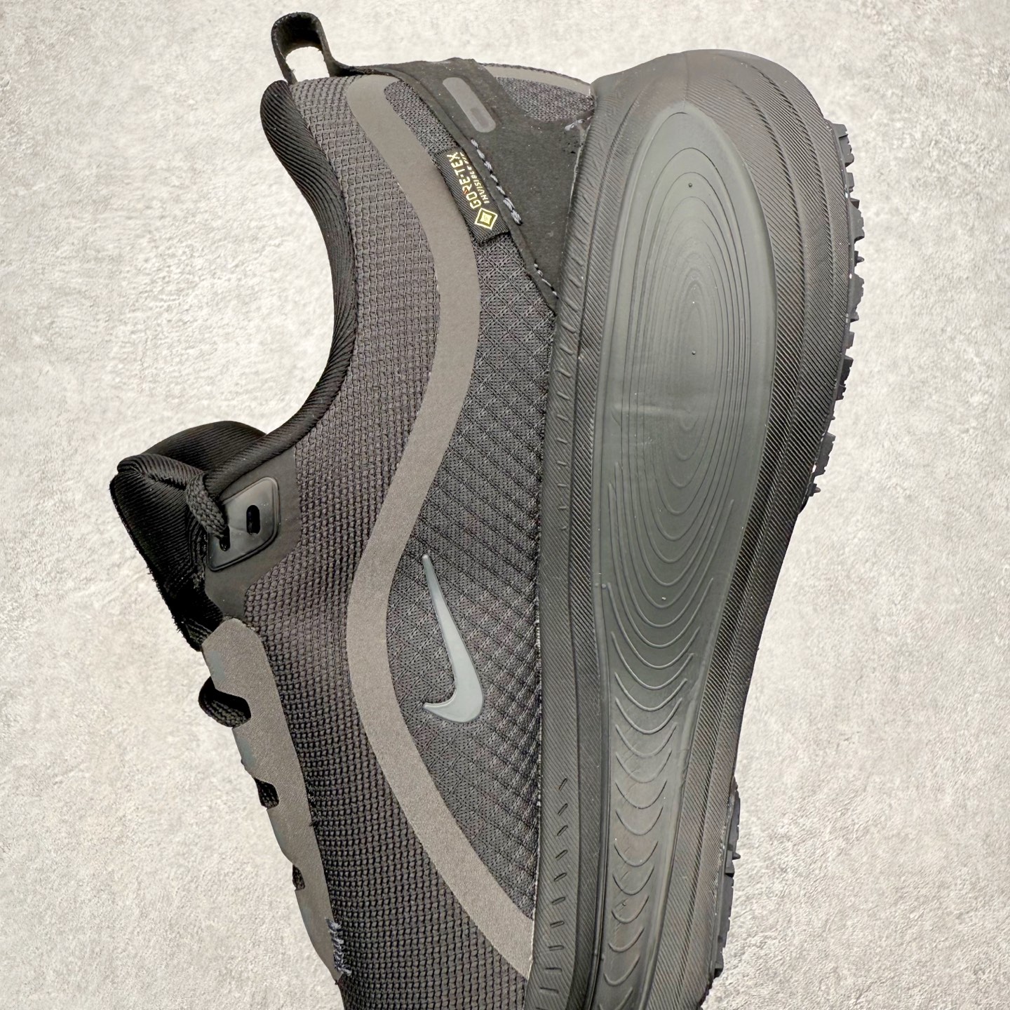 图片[7]-NK Vomero Plus 时尚舒适 网布防滑耐磨 低帮跑步鞋 实拍调校N版已经零色差零失真 百分百还原实物色彩所见即所得 不存在货不对板色差等低级问题 选购参考实物拍摄 不混卖不参货 只用心做好货严格选品 承诺混一赔十 尺码：36 36.5 37.5 38 38.5 39 40 40.5 41 42 42.5 43 44 44.5 45-选品中心