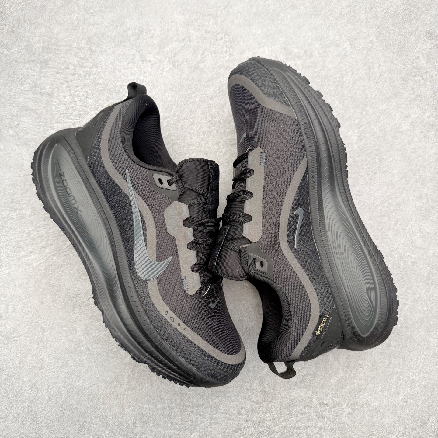 图片[3]-NK Vomero Plus 时尚舒适 网布防滑耐磨 低帮跑步鞋 实拍调校N版已经零色差零失真 百分百还原实物色彩所见即所得 不存在货不对板色差等低级问题 选购参考实物拍摄 不混卖不参货 只用心做好货严格选品 承诺混一赔十 尺码：36 36.5 37.5 38 38.5 39 40 40.5 41 42 42.5 43 44 44.5 45-选品中心