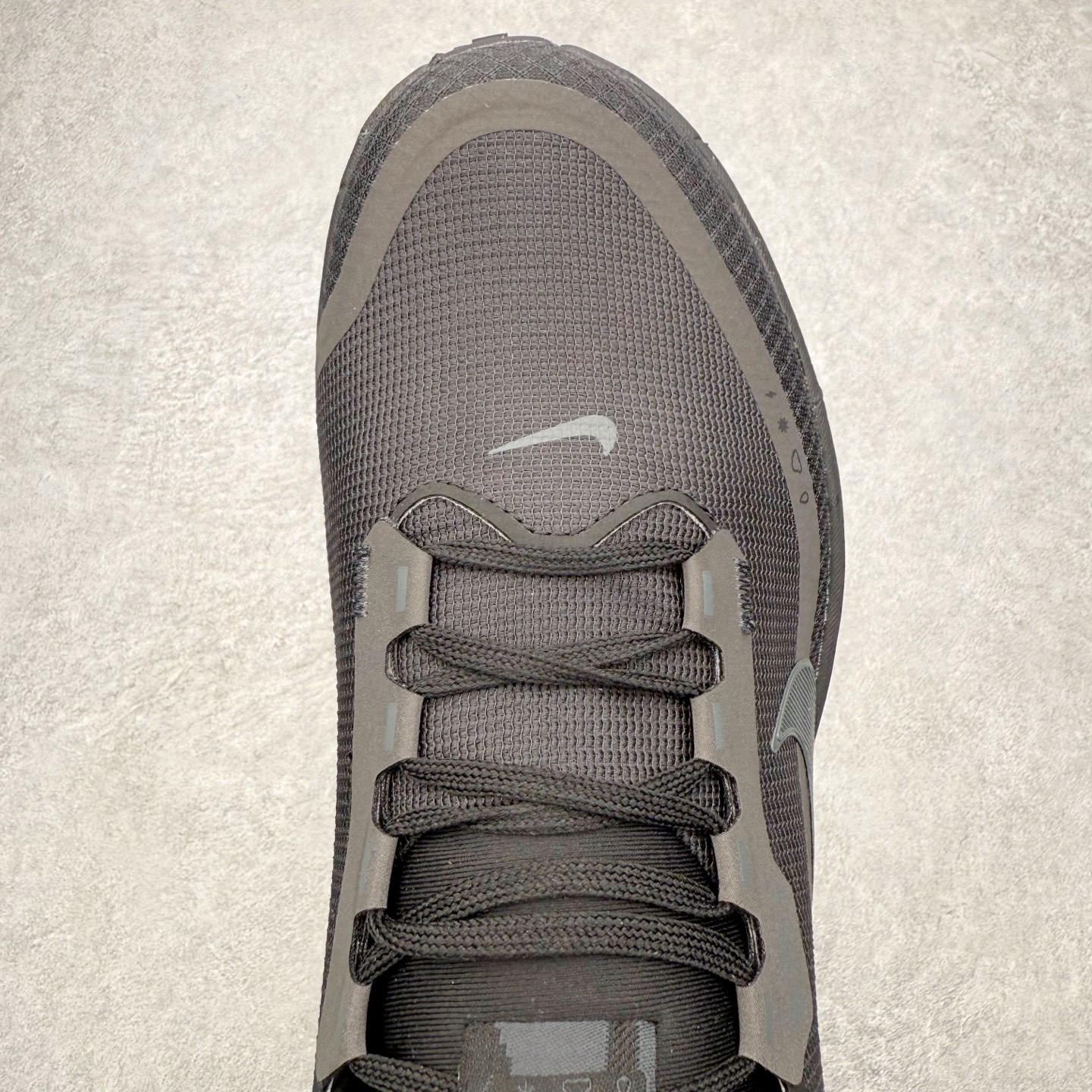 图片[4]-NK Vomero Plus 时尚舒适 网布防滑耐磨 低帮跑步鞋 实拍调校N版已经零色差零失真 百分百还原实物色彩所见即所得 不存在货不对板色差等低级问题 选购参考实物拍摄 不混卖不参货 只用心做好货严格选品 承诺混一赔十 尺码：36 36.5 37.5 38 38.5 39 40 40.5 41 42 42.5 43 44 44.5 45-选品中心