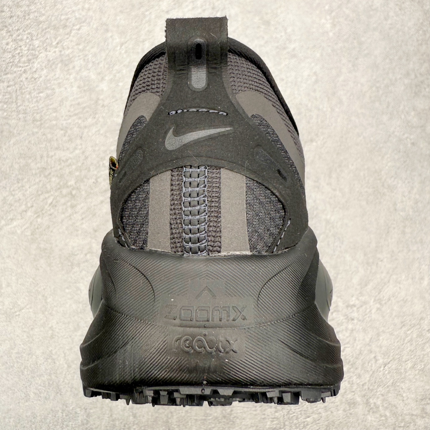 图片[8]-NK Vomero Plus 时尚舒适 网布防滑耐磨 低帮跑步鞋 实拍调校N版已经零色差零失真 百分百还原实物色彩所见即所得 不存在货不对板色差等低级问题 选购参考实物拍摄 不混卖不参货 只用心做好货严格选品 承诺混一赔十 尺码：36 36.5 37.5 38 38.5 39 40 40.5 41 42 42.5 43 44 44.5 45-选品中心