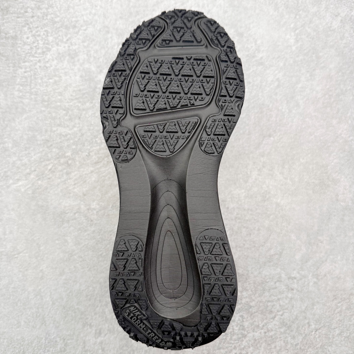 图片[9]-NK Vomero Plus 时尚舒适 网布防滑耐磨 低帮跑步鞋 实拍调校N版已经零色差零失真 百分百还原实物色彩所见即所得 不存在货不对板色差等低级问题 选购参考实物拍摄 不混卖不参货 只用心做好货严格选品 承诺混一赔十 尺码：36 36.5 37.5 38 38.5 39 40 40.5 41 42 42.5 43 44 44.5 45-选品中心