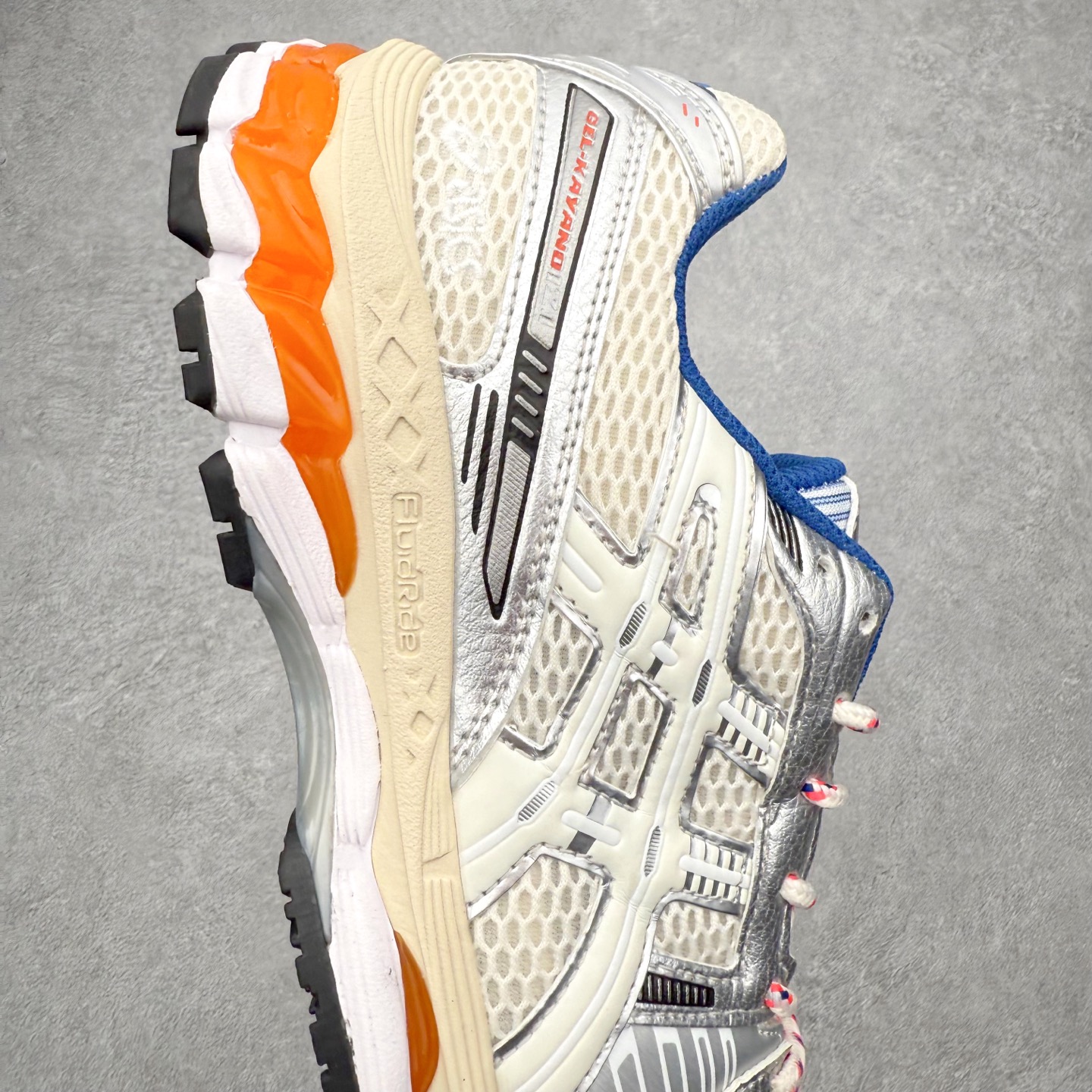 图片[6]-Asics Gel Kayano 12.1 亚瑟士卡亚诺12.1代系列低帮轻量缓震休闲运动跑步鞋 采用环保太空合成革配合透气网眼布鞋面材质 中底3D可视GEL缓震胶效果 升级EVA全新缓震中底部位科技组合耐磨橡胶外底片 尺码：36 37 37.5 38 39 39.5 40.5 41.5 42 42.5 43.5 44 44.5 45-选品中心