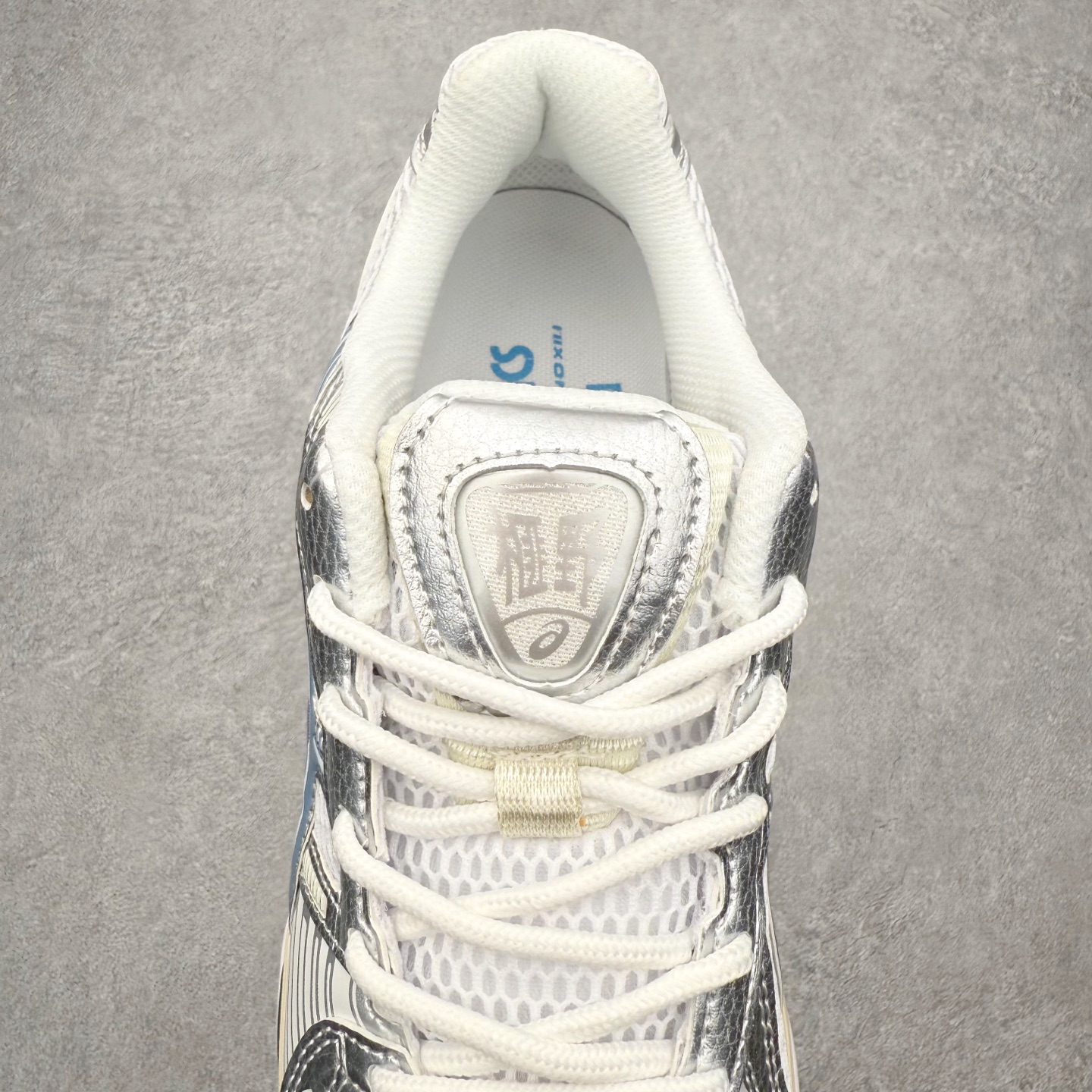 图片[5]-Asics Gel Kayano 12.1 亚瑟士卡亚诺12.1代系列低帮轻量缓震休闲运动跑步鞋 采用环保太空合成革配合透气网眼布鞋面材质 中底3D可视GEL缓震胶效果 升级EVA全新缓震中底部位科技组合耐磨橡胶外底片 尺码：36 37 37.5 38 39 39.5 40.5 41.5 42 42.5 43.5 44 44.5 45-选品中心