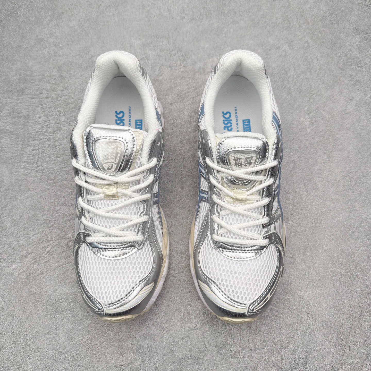 图片[2]-Asics Gel Kayano 12.1 亚瑟士卡亚诺12.1代系列低帮轻量缓震休闲运动跑步鞋 采用环保太空合成革配合透气网眼布鞋面材质 中底3D可视GEL缓震胶效果 升级EVA全新缓震中底部位科技组合耐磨橡胶外底片 尺码：36 37 37.5 38 39 39.5 40.5 41.5 42 42.5 43.5 44 44.5 45-选品中心