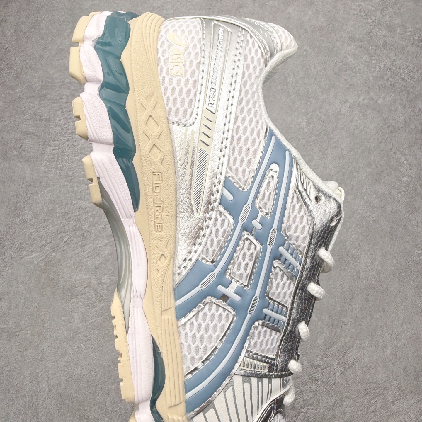 图片[6]-Asics Gel Kayano 12.1 亚瑟士卡亚诺12.1代系列低帮轻量缓震休闲运动跑步鞋 采用环保太空合成革配合透气网眼布鞋面材质 中底3D可视GEL缓震胶效果 升级EVA全新缓震中底部位科技组合耐磨橡胶外底片 尺码：36 37 37.5 38 39 39.5 40.5 41.5 42 42.5 43.5 44 44.5 45-选品中心