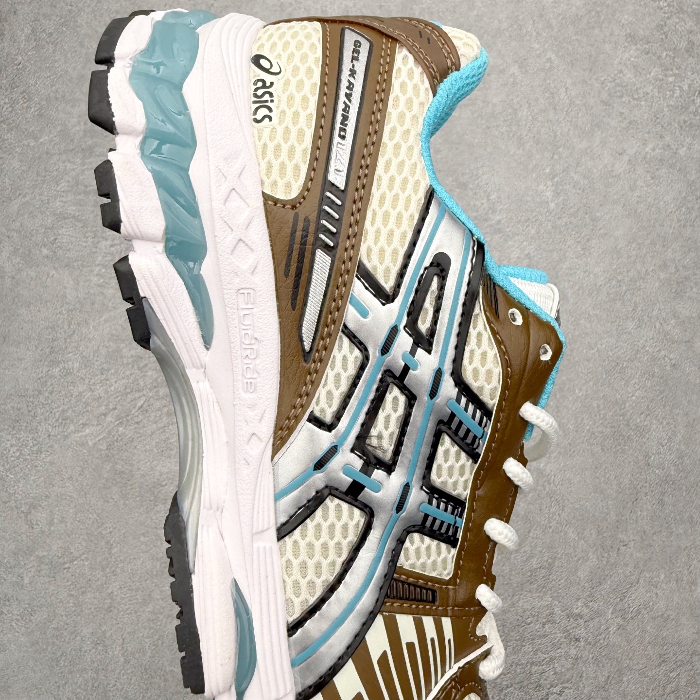 图片[6]-Asics Gel Kayano 12.1 亚瑟士卡亚诺12.1代系列低帮轻量缓震休闲运动跑步鞋 采用环保太空合成革配合透气网眼布鞋面材质 中底3D可视GEL缓震胶效果 升级EVA全新缓震中底部位科技组合耐磨橡胶外底片 尺码：36 37 37.5 38 39 39.5 40.5 41.5 42 42.5 43.5 44 44.5 45-选品中心