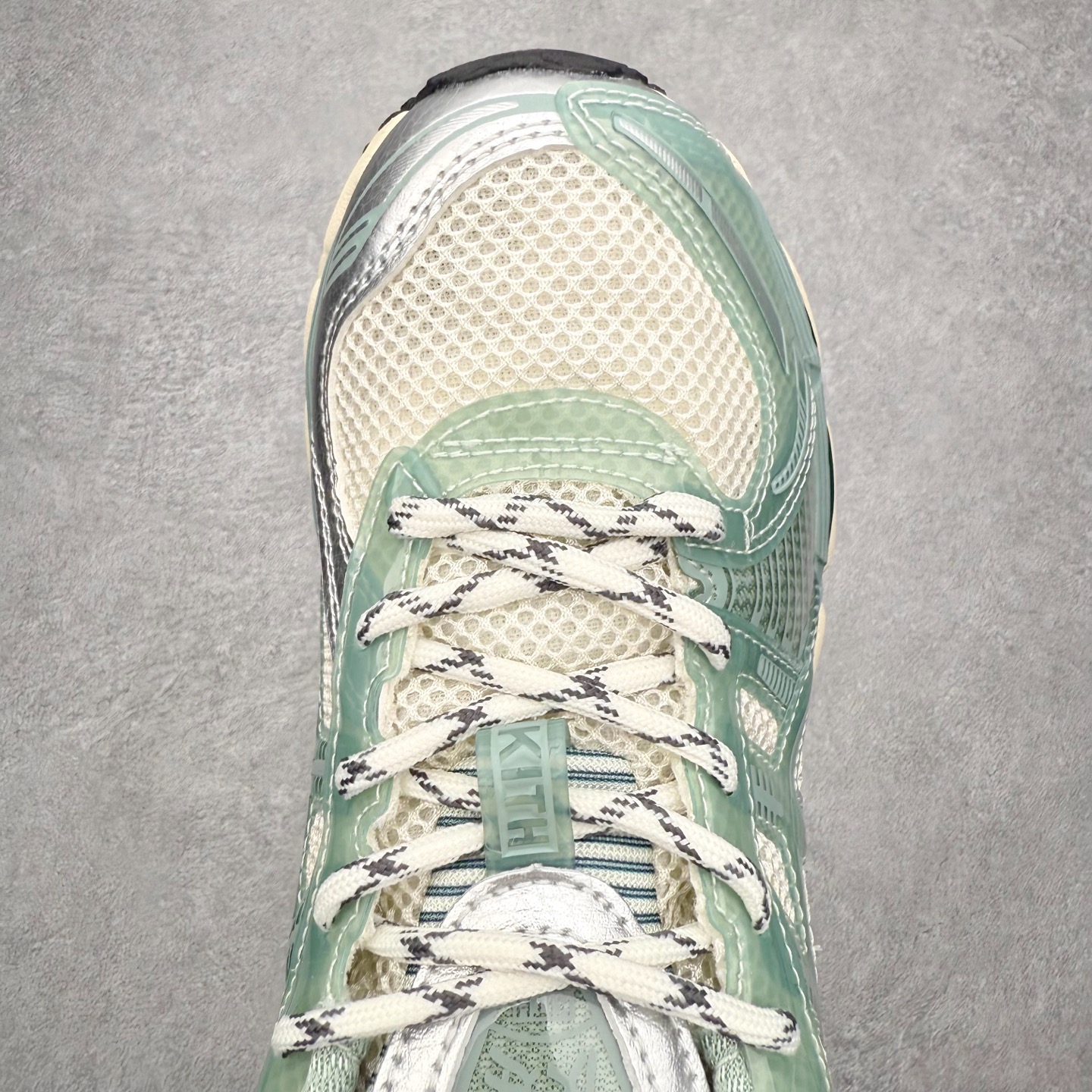 图片[4]-Asics Gel Kayano 12.1 亚瑟士卡亚诺12.1代系列低帮轻量缓震休闲运动跑步鞋 采用环保太空合成革配合透气网眼布鞋面材质 中底3D可视GEL缓震胶效果 升级EVA全新缓震中底部位科技组合耐磨橡胶外底片 尺码：36 37 37.5 38 39 39.5 40.5 41.5 42 42.5 43.5 44 44.5 45-选品中心