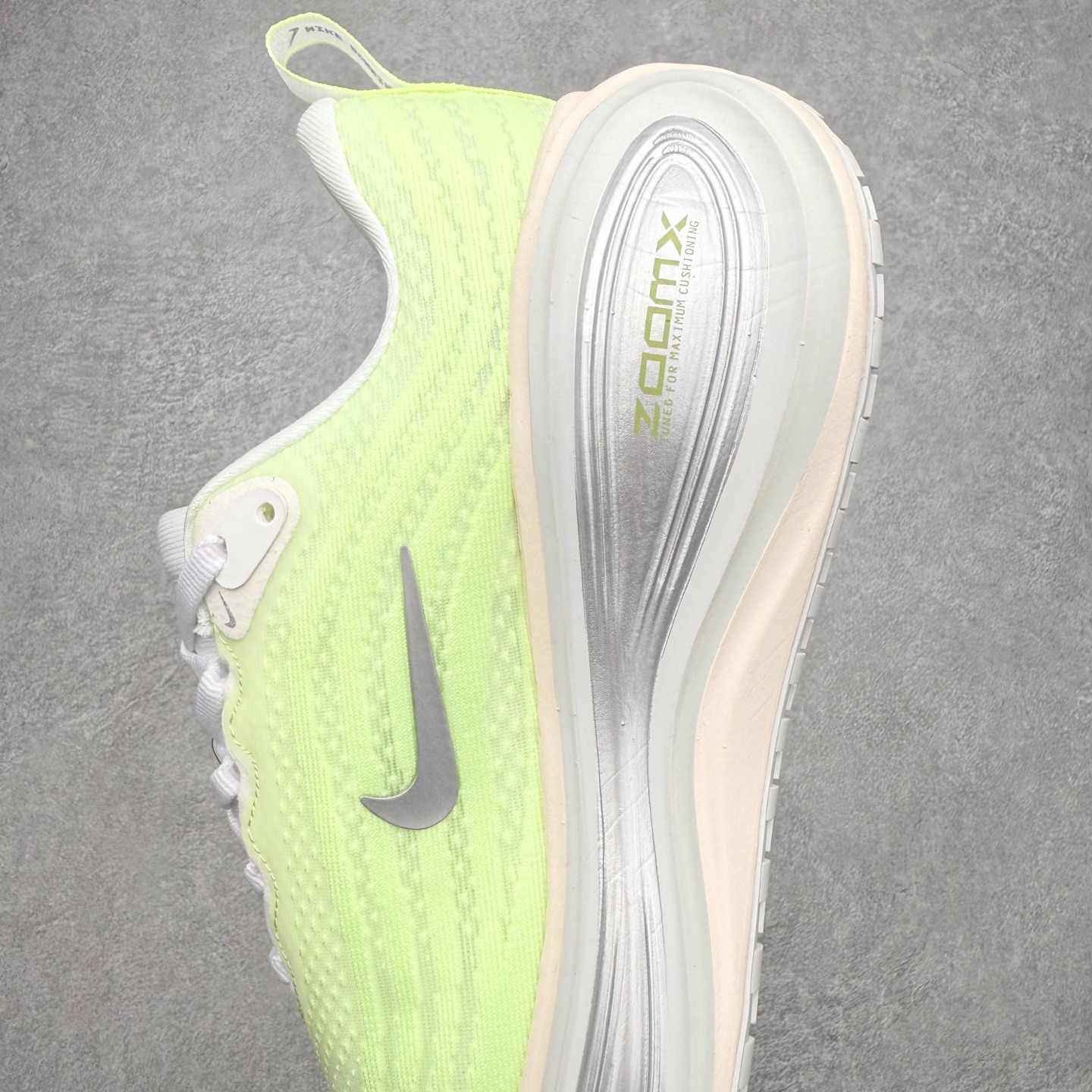 图片[7]-NK Vomero Plus 时尚舒适 网布防滑耐磨 低帮跑步鞋 实拍调校N版已经零色差零失真 百分百还原实物色彩所见即所得 不存在货不对板色差等低级问题 选购参考实物拍摄 不混卖不参货 只用心做好货严格选品 承诺混一赔十 尺码：36 36.5 37.5 38 38.5 39 40 40.5 41 42 42.5 43 44 44.5 45-选品中心