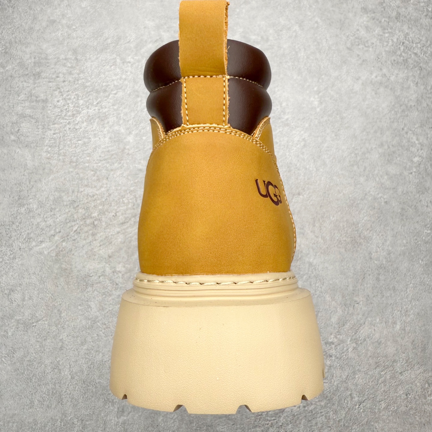 图片[8]-＃福利特价 UGG Tasman Weather Hybrid 塔斯曼混合系列户外中帮休闲马丁靴雪地靴UGG秋冬新品 秋冬必备（内里加绒保暖🔥）时尚休闲马丁靴雪地靴系列 代购专供品质 面料采用进口头层牛皮材质 鞋内里采用🔥毛茸一体内里保暖锁热。外置防滑橡胶大底 系带设计 穿脱十分方便 采用TPU模压定型真皮鞋面材质#科技外底防滑,耐磨性和良好的弹性！尺码：39-44-选品中心