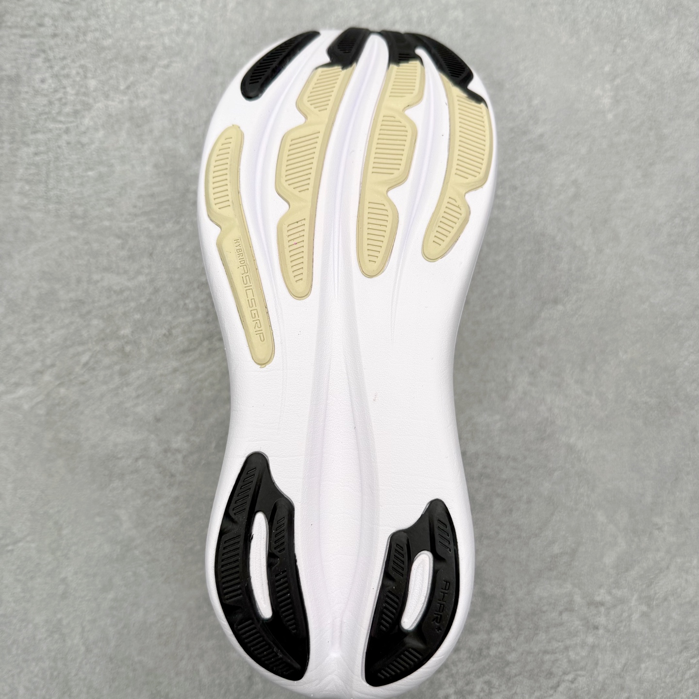 图片[9]-Asics GEL-Nimbus 28 亚瑟士缓震跑鞋 近年复古风潮的势头很旺 ASICS一直坚信保持身体的健康与活力是打造健康快乐的生活方式的最佳途径 ASICS为复古鞋型注入新设计 为玩家的街头穿搭提供了更多可能 GEL-NIMBUSTM9运动鞋最初是为中立和仰卧跑步者设计的长距离训练器 采用原始材料和关键细节重新设计 其Y2K时代的工业外观也被大胆的对比和色块所抵消 尺码：36 36.5 37.5 38 38.5 39 40 40.5 41.5 42 42.5 43.5 44 44.5 45-选品中心