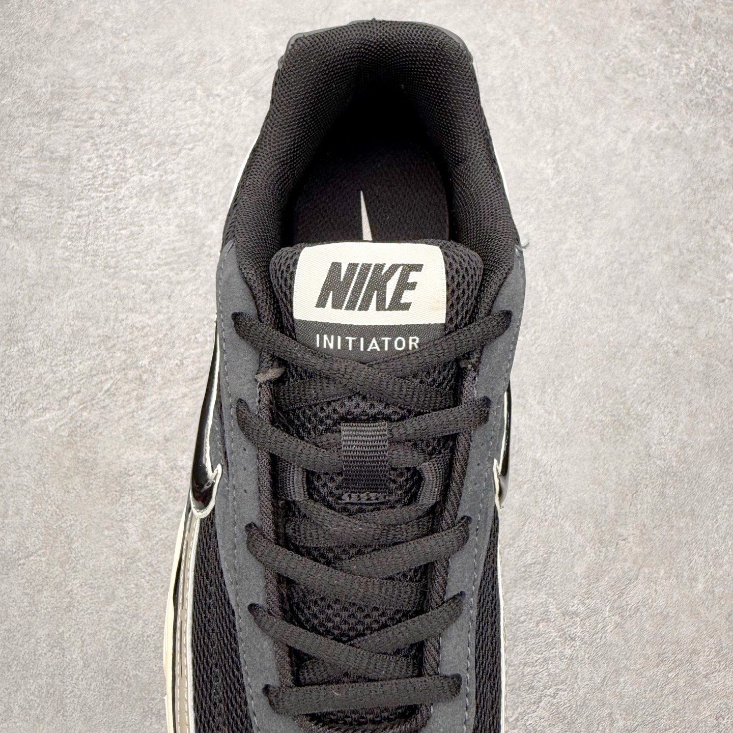 图片[5]-NK Initiator 创始者系列复古老爹鞋运动舒适复古网布合成革减震防滑耐磨低帮休闲跑步鞋 Ins爆火全新韩系古着风 回味经典 采用透气网眼鞋面和支撑覆盖层 自然运动设计的Phlyon中底用于缓冲 BRS 1000碳橡胶外底具有轻质柔韧性 牵引力和耐用性 尺码：36 36.5 37.5 38 38.5 39 40 40.5 41 42 42.5 43 44 45-选品中心