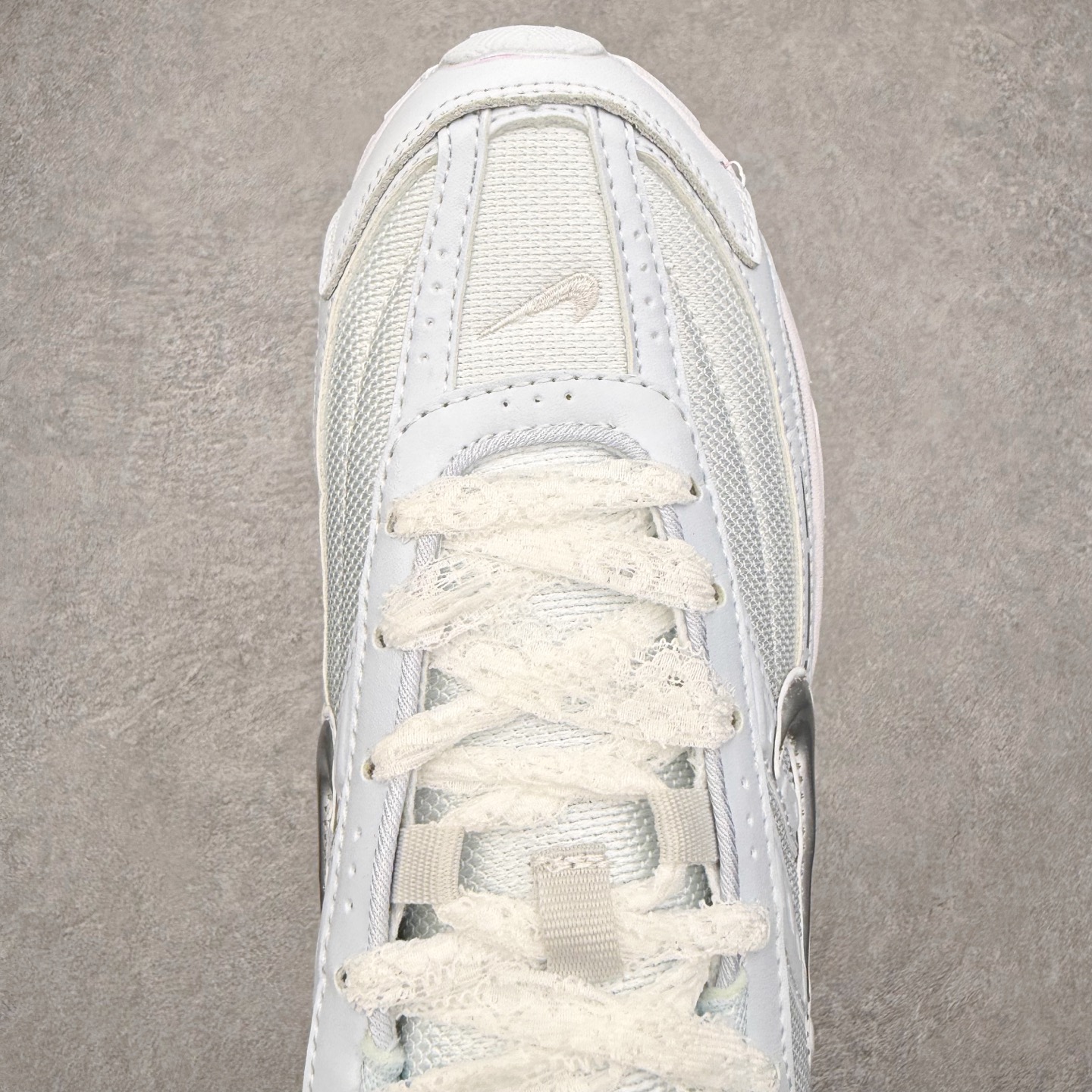 图片[4]-NK Initiator 创始者系列复古老爹鞋运动舒适复古网布合成革减震防滑耐磨低帮休闲跑步鞋 Ins爆火全新韩系古着风 回味经典 采用透气网眼鞋面和支撑覆盖层 自然运动设计的Phlyon中底用于缓冲 BRS 1000碳橡胶外底具有轻质柔韧性 牵引力和耐用性 尺码：36 36.5 37.5 38 38.5 39 40 40.5 41 42 42.5 43 44 45-选品中心