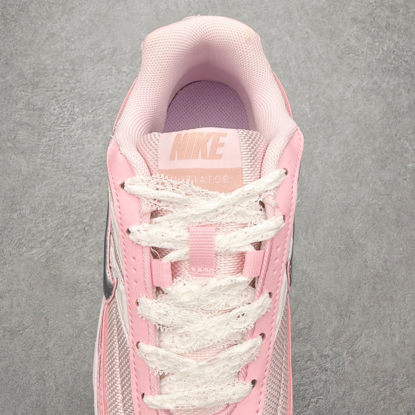 图片[5]-NK Initiator 创始者系列复古老爹鞋运动舒适复古网布合成革减震防滑耐磨低帮休闲跑步鞋 Ins爆火全新韩系古着风 回味经典 采用透气网眼鞋面和支撑覆盖层 自然运动设计的Phlyon中底用于缓冲 BRS 1000碳橡胶外底具有轻质柔韧性 牵引力和耐用性 尺码：36 36.5 37.5 38 38.5 39 40 40.5 41 42 42.5 43 44 45-选品中心