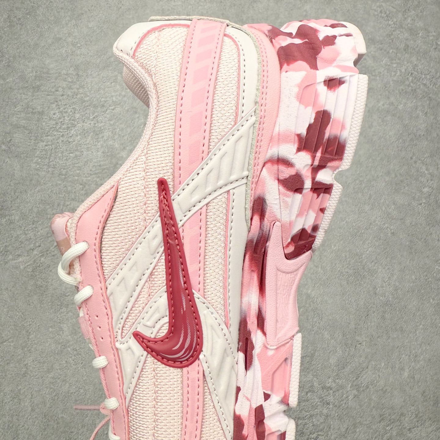 图片[7]-NK Initiator 创始者系列复古老爹鞋运动舒适复古网布合成革减震防滑耐磨低帮休闲跑步鞋 Ins爆火全新韩系古着风 回味经典 采用透气网眼鞋面和支撑覆盖层 自然运动设计的Phlyon中底用于缓冲 BRS 1000碳橡胶外底具有轻质柔韧性 牵引力和耐用性 尺码：36 36.5 37.5 38 38.5 39 40 40.5 41 42 42.5 43 44 45-选品中心