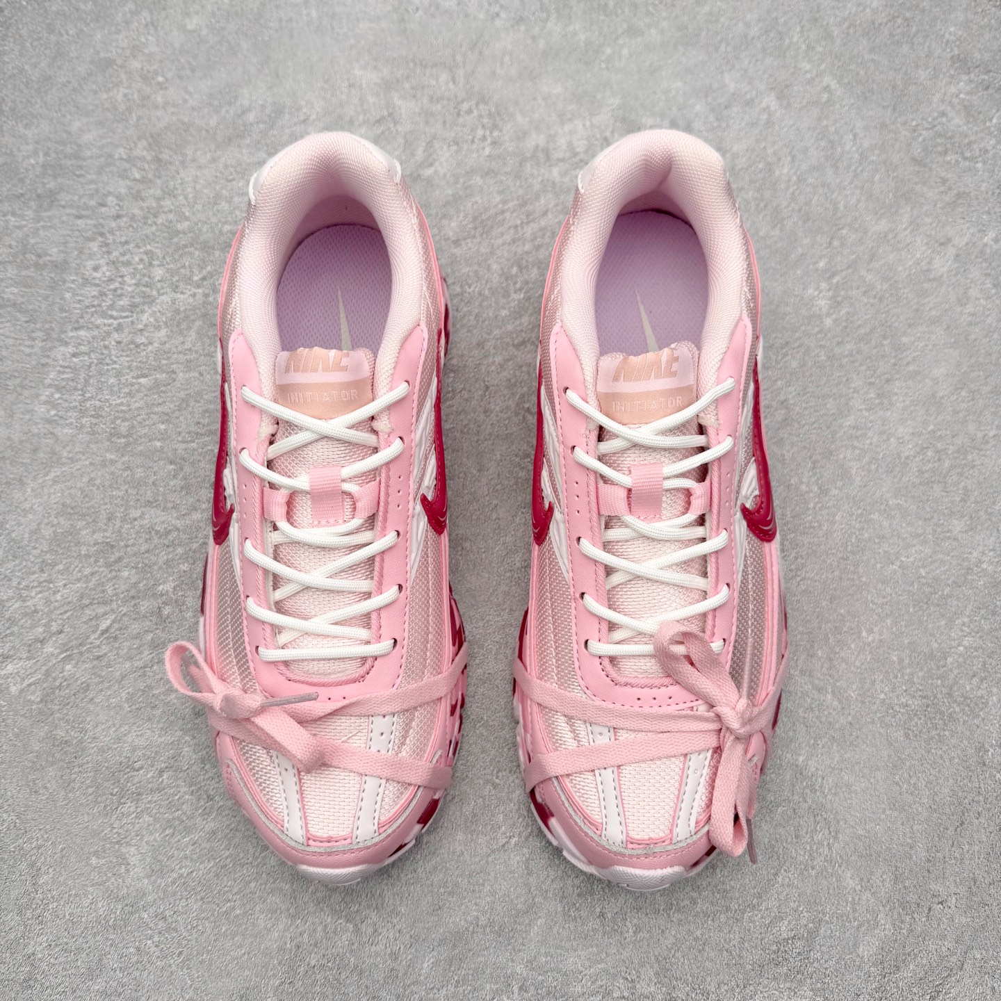 图片[2]-NK Initiator 创始者系列复古老爹鞋运动舒适复古网布合成革减震防滑耐磨低帮休闲跑步鞋 Ins爆火全新韩系古着风 回味经典 采用透气网眼鞋面和支撑覆盖层 自然运动设计的Phlyon中底用于缓冲 BRS 1000碳橡胶外底具有轻质柔韧性 牵引力和耐用性 尺码：36 36.5 37.5 38 38.5 39 40 40.5 41 42 42.5 43 44 45-选品中心