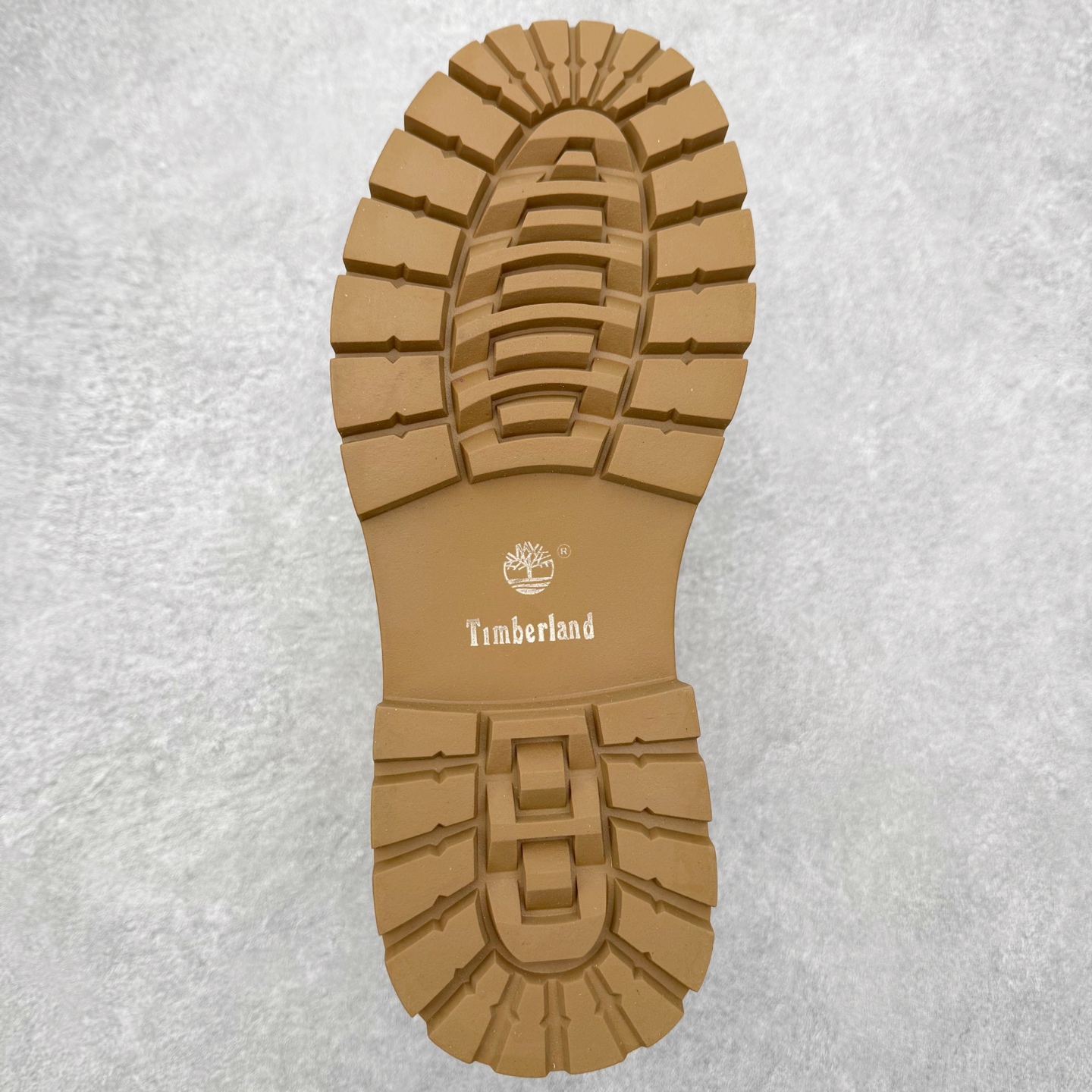 图片[9]-＃福利特价 Timberland添柏岚/天伯伦户外中帮休闲大黄靴系列 广东大厂品质 原盒原包装 面料采用意大利🇮🇹顶级磨砂细纹牛皮 搭配防臭防腐真皮乳胶鞋垫 给您完美的穿着体验 质量考究耐穿 型男必备 专治不帅 高品质脚感一流 尺码：38 39 40 41 42 43 44（皮鞋码）-选品中心