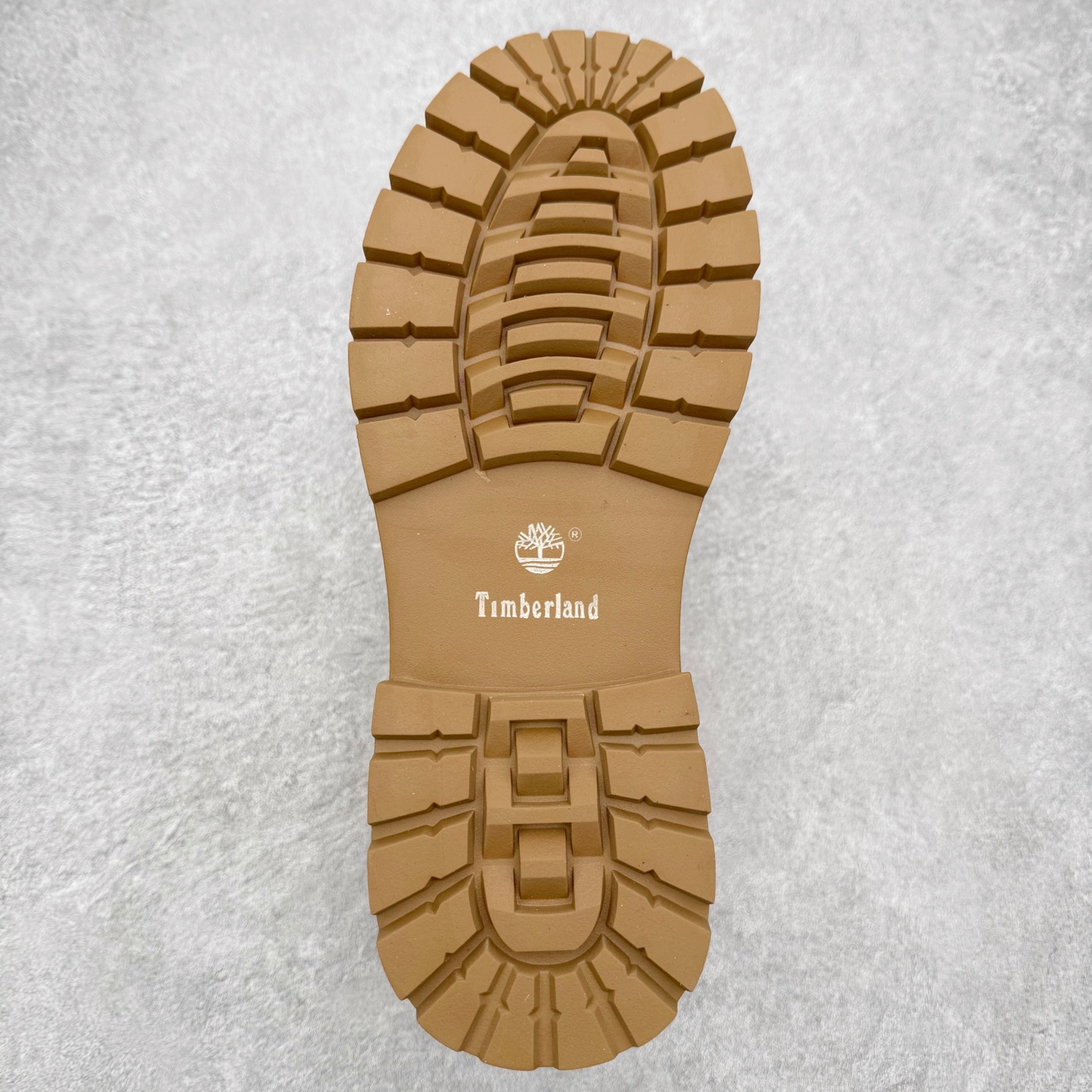 图片[9]-＃福利特价 Timberland添柏岚/天伯伦户外中帮休闲大黄靴系列 广东大厂品质 原盒原包装 面料采用意大利🇮🇹顶级磨砂细纹牛皮 搭配防臭防腐真皮乳胶鞋垫 给您完美的穿着体验 质量考究耐穿 型男必备 专治不帅 高品质脚感一流 尺码：38 39 40 41 42 43 44（皮鞋码）-选品中心