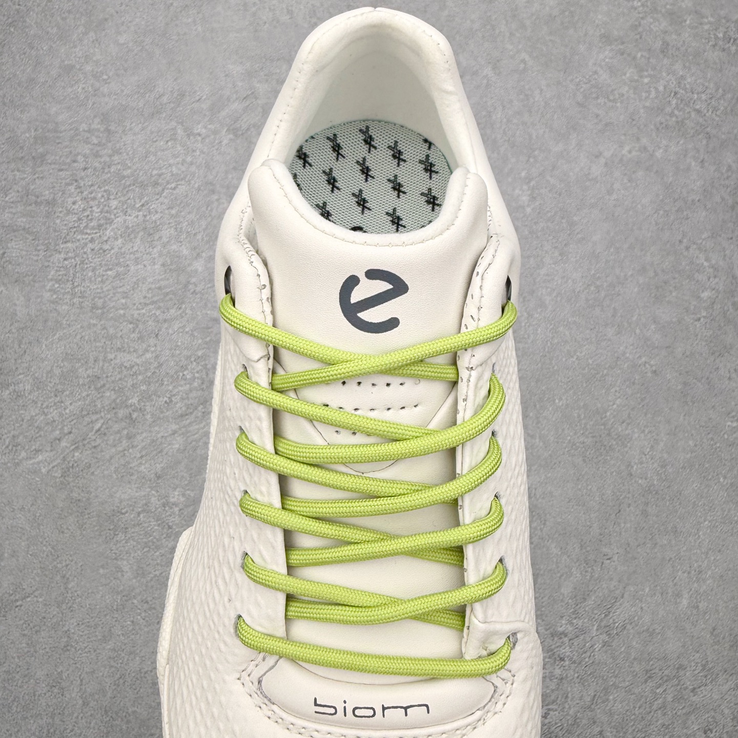 图片[5]-ECCO爱步跑步鞋百搭舒适 秋冬新款厚底休闲运动鞋男鞋 灵动系列 黄景瑜同款 品质牛皮鞋面，轻盈柔韧 具有良好的透气性 细腻柔软 简约系带设计 可自由调节松紧 贴合脚型 PU泡沫橡胶大底 抓地力强 具有良好的防滑耐磨性 时尚简约 休闲百搭 尺码：38 39 40 41 42 43 44 （皮鞋码）-选品中心