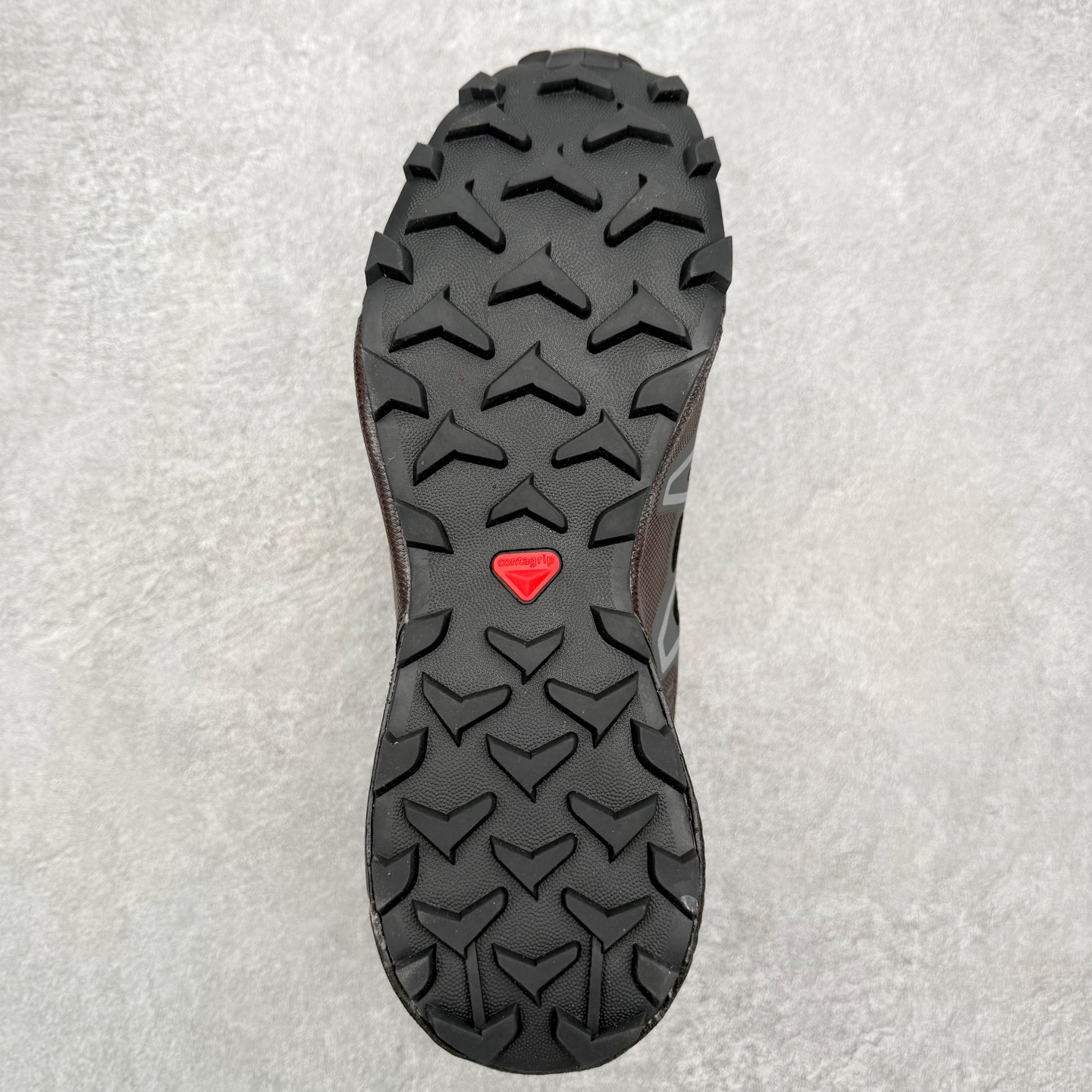 图片[9]-SALOMON 萨洛蒙 Speedcross 3 舒适轻盈减震包裹性支撑耐磨轻便低帮生活休闲鞋 男女同款 SALOMON诞生于1947年的法国阿尔卑斯山区，全球知名的户外运动品牌。一直致力于推动滑雪、越野跑等山地运动的发展及产品的进步。其产品设计致力于追求创新和发掘产品的性能极限，帮助喜欢自由的人在山地间不断挑战自我。实拍调校N版已经零色差零失真 百分百还原实物色彩所见即所得 不存在货不对板色差等低级问题 选购参考实物拍摄 不混卖不参货 只用心做好货严格选品 承诺混一赔十 尺码：36 36.5 37.5 38 38.5 39 40 40.5 41 42 42.5 43 44 44.5 45-选品中心