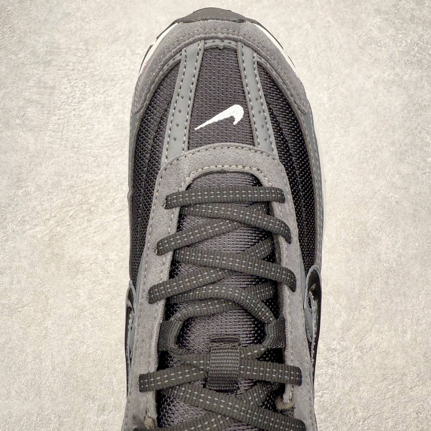 图片[4]-NK Initiator 创始者系列复古老爹鞋运动舒适复古网布合成革减震防滑耐磨低帮休闲跑步鞋 Ins爆火全新韩系古着风 回味经典 采用透气网眼鞋面和支撑覆盖层 自然运动设计的Phlyon中底用于缓冲 BRS 1000碳橡胶外底具有轻质柔韧性 牵引力和耐用性 尺码：36 36.5 37.5 38 38.5 39 40 40.5 41 42 42.5 43 44 45-选品中心