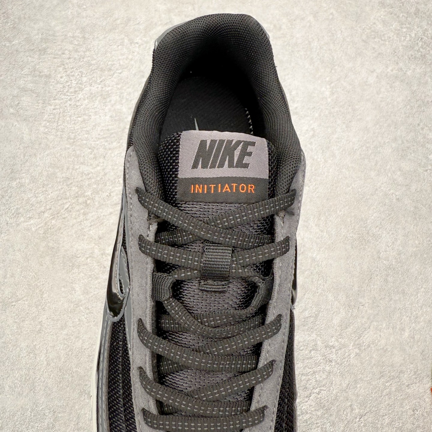 图片[5]-NK Initiator 创始者系列复古老爹鞋运动舒适复古网布合成革减震防滑耐磨低帮休闲跑步鞋 Ins爆火全新韩系古着风 回味经典 采用透气网眼鞋面和支撑覆盖层 自然运动设计的Phlyon中底用于缓冲 BRS 1000碳橡胶外底具有轻质柔韧性 牵引力和耐用性 尺码：36 36.5 37.5 38 38.5 39 40 40.5 41 42 42.5 43 44 45-选品中心