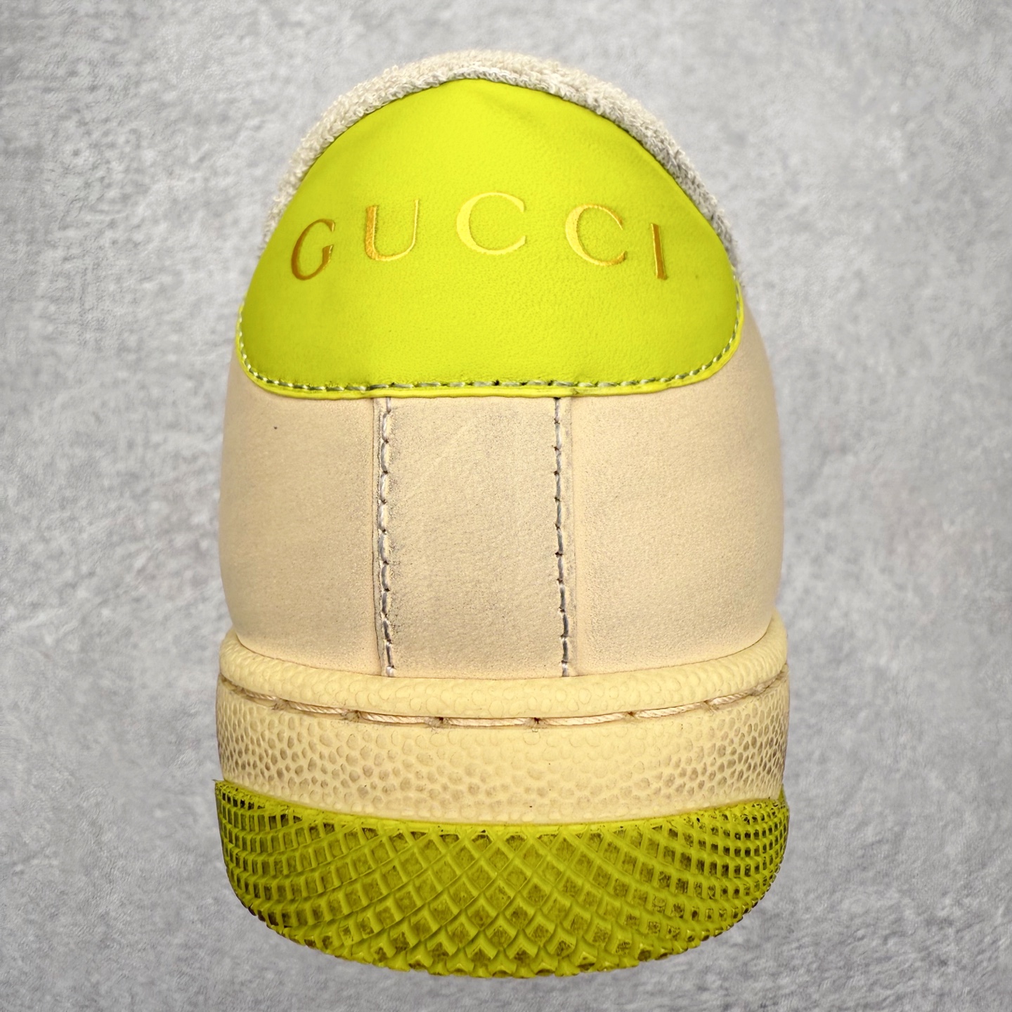 图片[8]-Gucci 古驰 Screener 运动休闲时装奢侈品系列 GG珐琅扣 擦脏做旧小脏鞋 高端零售海淘商家混卖版本 东莞纯原品质 原鞋对照工艺生产 原厂一致色泽度玛瑙珐琅GG扣 原版一致鞋舌鞋带处擦脏工艺 全套原版包装外盒配件 意大利进口磨砂头层牛皮 后跟原版一致哑光丝印烫金字体 全网独家复刻细节 ）同源出厂真丝绸防尘鞋套袋 原装雪梨形超软沙绒纸团，工艺无缝细空胶技术，原版一致私模开发大底 尺码：35 36 37 38 39 40 41 42 43 44 45-选品中心