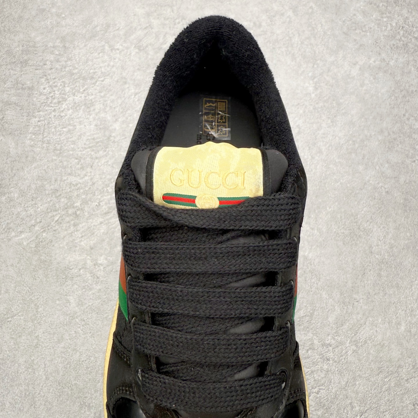 图片[5]-Gucci 古驰 Screener 运动休闲时装奢侈品系列 GG珐琅扣 擦脏做旧小脏鞋 高端零售海淘商家混卖版本 东莞纯原品质 原鞋对照工艺生产 原厂一致色泽度玛瑙珐琅GG扣 原版一致鞋舌鞋带处擦脏工艺 全套原版包装外盒配件 意大利进口磨砂头层牛皮 后跟原版一致哑光丝印烫金字体 全网独家复刻细节 ）同源出厂真丝绸防尘鞋套袋 原装雪梨形超软沙绒纸团，工艺无缝细空胶技术，原版一致私模开发大底 尺码：35 36 37 38 39 40 41 42 43 44 45-选品中心