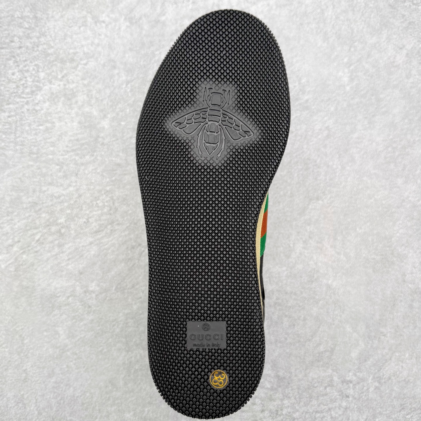 图片[9]-Gucci 古驰 Screener 运动休闲时装奢侈品系列 GG珐琅扣 擦脏做旧小脏鞋 高端零售海淘商家混卖版本 东莞纯原品质 原鞋对照工艺生产 原厂一致色泽度玛瑙珐琅GG扣 原版一致鞋舌鞋带处擦脏工艺 全套原版包装外盒配件 意大利进口磨砂头层牛皮 后跟原版一致哑光丝印烫金字体 全网独家复刻细节 ）同源出厂真丝绸防尘鞋套袋 原装雪梨形超软沙绒纸团，工艺无缝细空胶技术，原版一致私模开发大底 尺码：35 36 37 38 39 40 41 42 43 44 45-选品中心