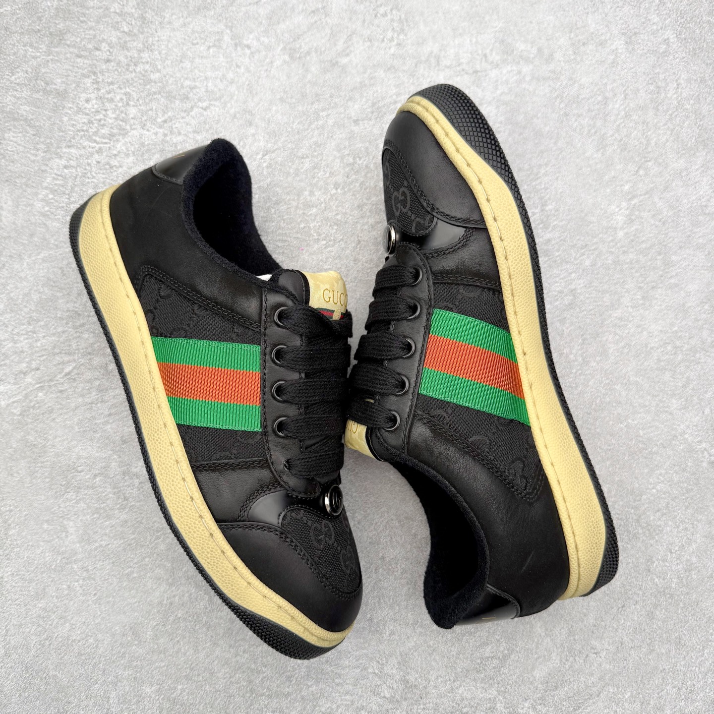 图片[3]-Gucci 古驰 Screener 运动休闲时装奢侈品系列 GG珐琅扣 擦脏做旧小脏鞋 高端零售海淘商家混卖版本 东莞纯原品质 原鞋对照工艺生产 原厂一致色泽度玛瑙珐琅GG扣 原版一致鞋舌鞋带处擦脏工艺 全套原版包装外盒配件 意大利进口磨砂头层牛皮 后跟原版一致哑光丝印烫金字体 全网独家复刻细节 ）同源出厂真丝绸防尘鞋套袋 原装雪梨形超软沙绒纸团，工艺无缝细空胶技术，原版一致私模开发大底 尺码：35 36 37 38 39 40 41 42 43 44 45-选品中心