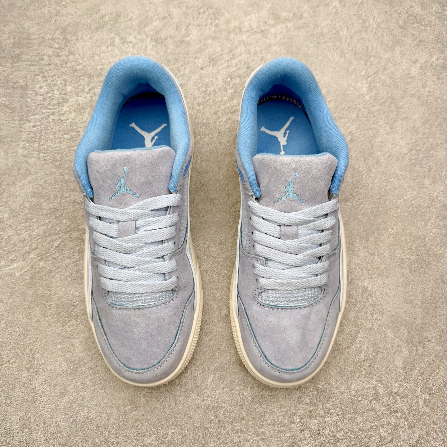 图片[2]-Air Jordan AJ Flight Court 乔丹低帮复古篮球鞋 设计简约又不失复古韵味鞋内的鞋垫柔软且有弹性 能够很好地缓冲落地时的冲击力鞋面的材质贴合脚部 鞋底的纹路设计合理 抓地力很强 尺码： 36 36.5 37.5 38 38.5 39 40 40.5 41 42 42.5 43 44 45 46-选品中心