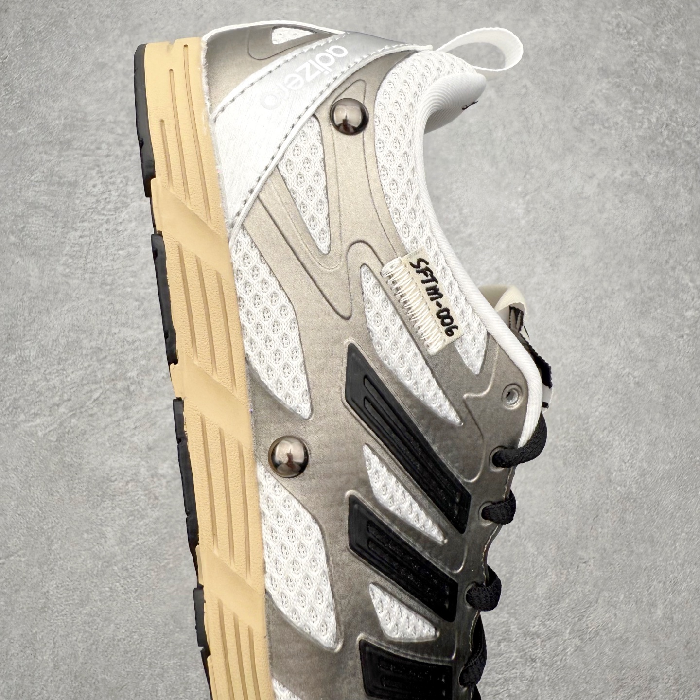 图片[6]-SONG FOR THE MUTE x AD originals Adizero PR SFTM-006 联名款舒适百搭透气跑步鞋 男女同款 实拍调校N版已经零色差零失真 百分百还原实物色彩所见即所得 不存在货不对板色差等低级问题 选购参考实物拍摄 不混卖不参货 只用心做好货严格选品 承诺混一赔十 尺码：36 36.5 37.5 38 38.5 39 40 40.5 41 42 42.5 43 44 44.5 45-选品中心