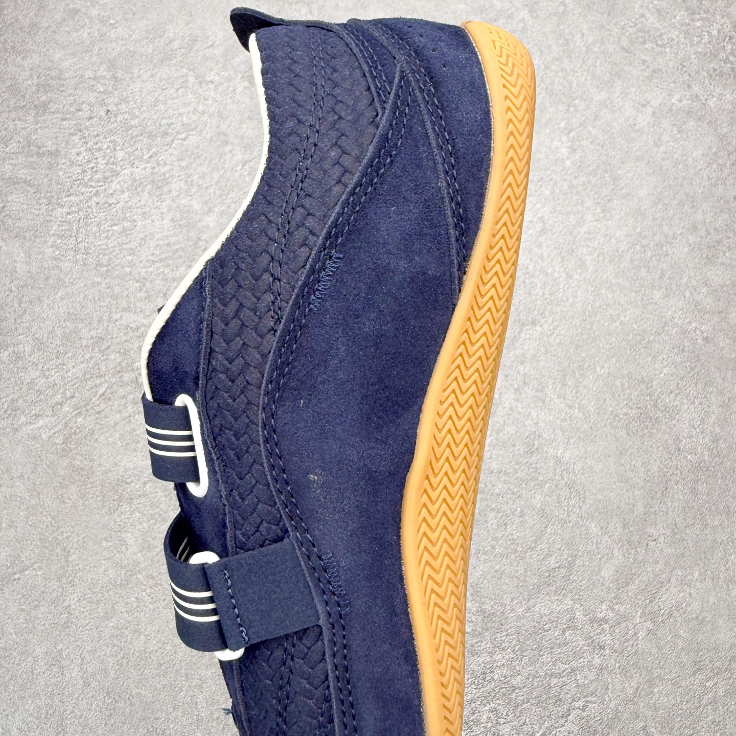 图片[7]-AD FOS URBAN REVERIE 舒适百搭 耐磨 低帮 生活休闲鞋 KJ9088 实拍调校N版已经零色差零失真 百分百还原实物色彩所见即所得 不存在货不对板色差等低级问题 选购参考实物拍摄 不混卖不参货 只用心做好货严格选品 承诺混一赔十 尺码：36 36.5 37.5 38 38.5 39 40 40.5 41 42 42.5 43 44 44.5 45-选品中心