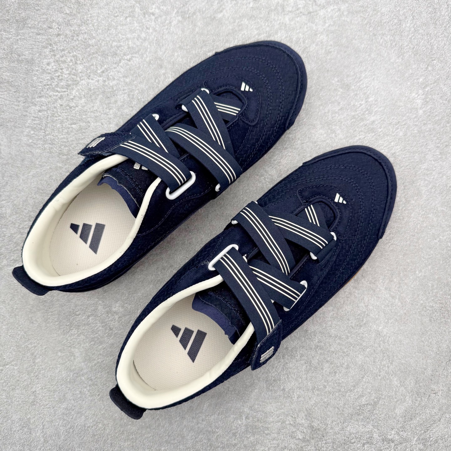 图片[3]-AD FOS URBAN REVERIE 舒适百搭 耐磨 低帮 生活休闲鞋 KJ9088 实拍调校N版已经零色差零失真 百分百还原实物色彩所见即所得 不存在货不对板色差等低级问题 选购参考实物拍摄 不混卖不参货 只用心做好货严格选品 承诺混一赔十 尺码：36 36.5 37.5 38 38.5 39 40 40.5 41 42 42.5 43 44 44.5 45-选品中心